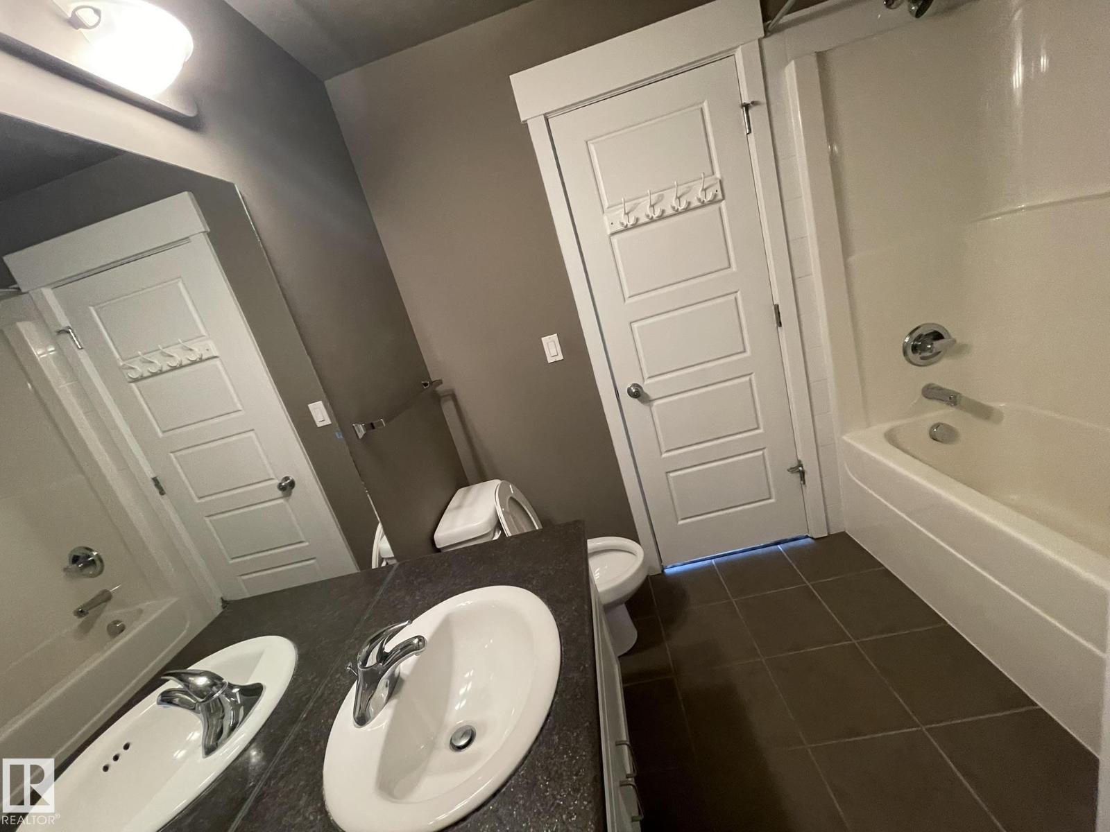 #504 10518 113 St Nw Property Photo 31