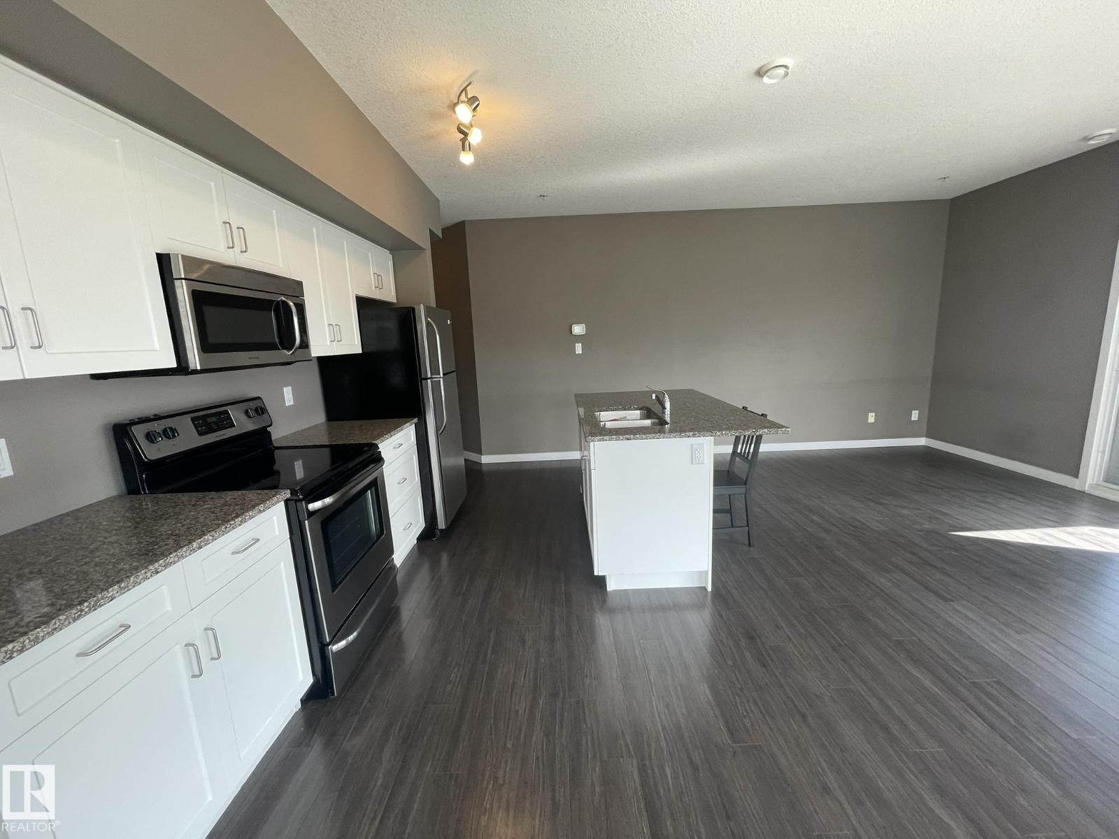 #504 10518 113 St Nw Property Photo 34