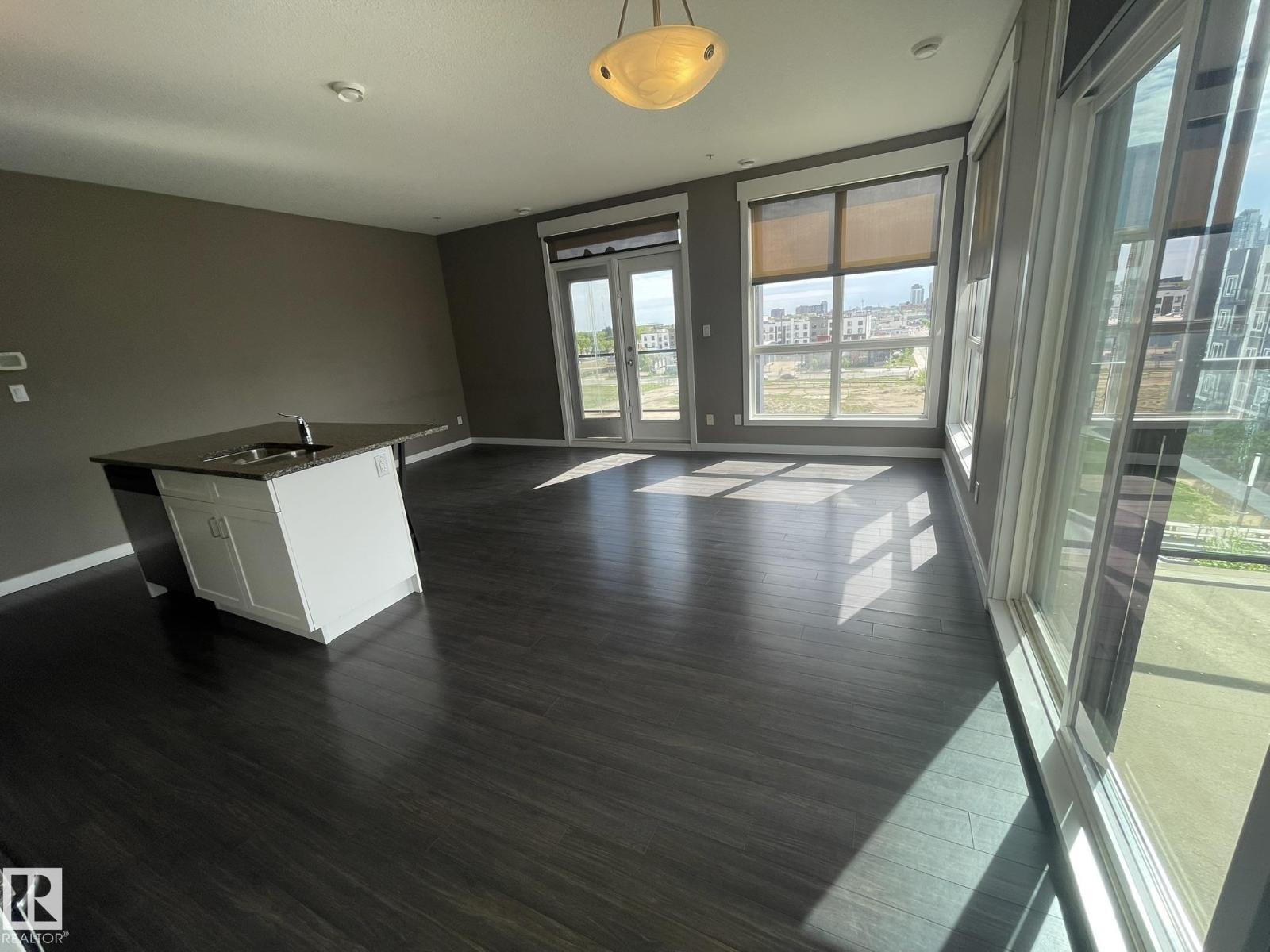 #504 10518 113 St Nw Property Photo 58