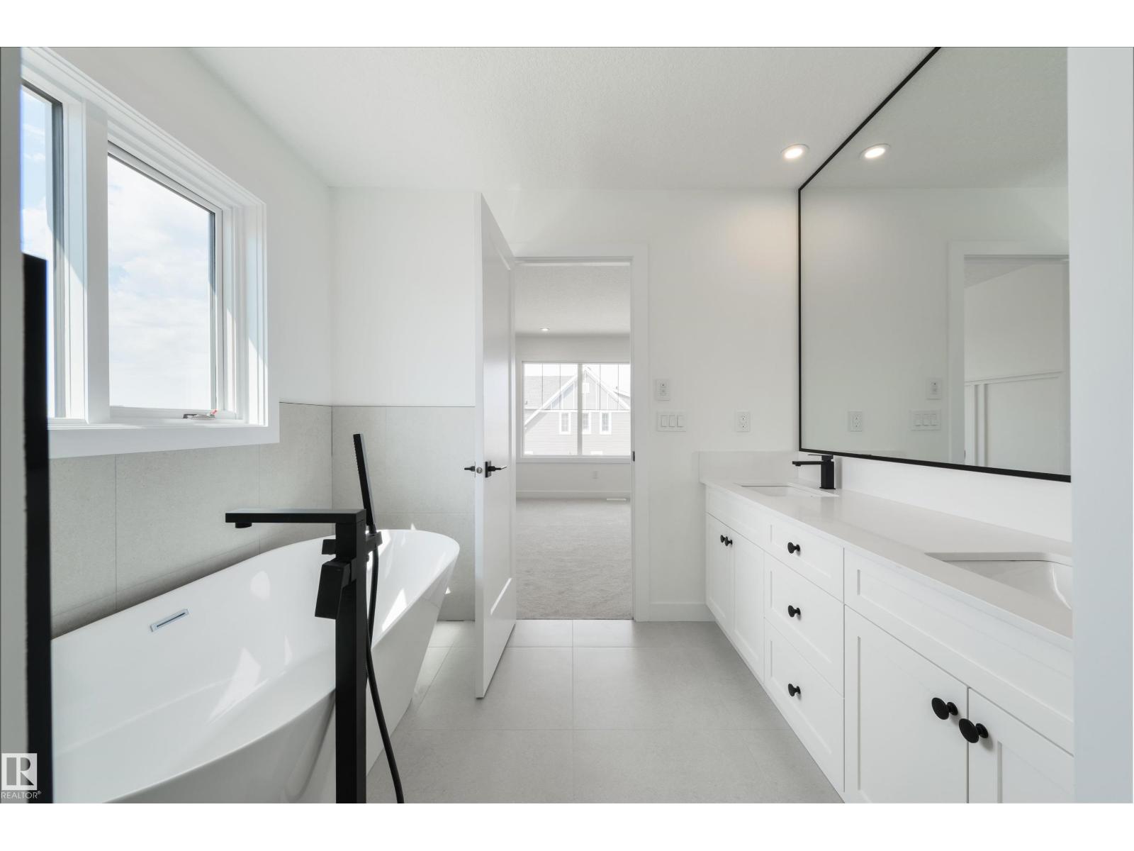 1305 Hawks Ridge Link Nw Property Photo 37