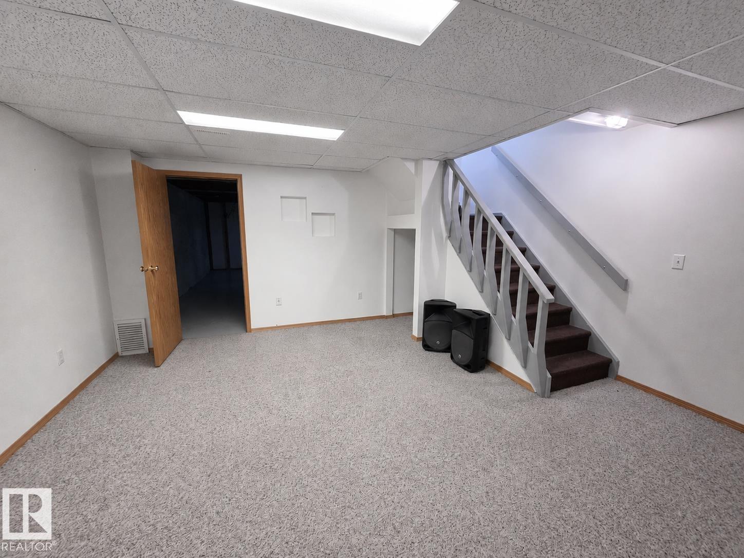 4005 55 Av Property Photo 19