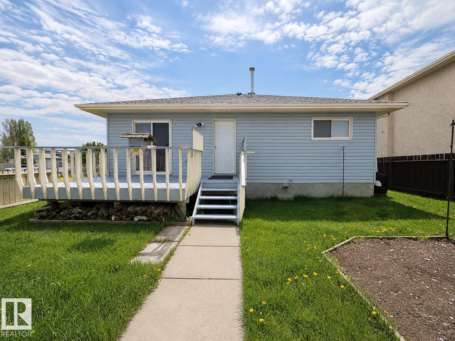 4005 55 Av Property Photo 21