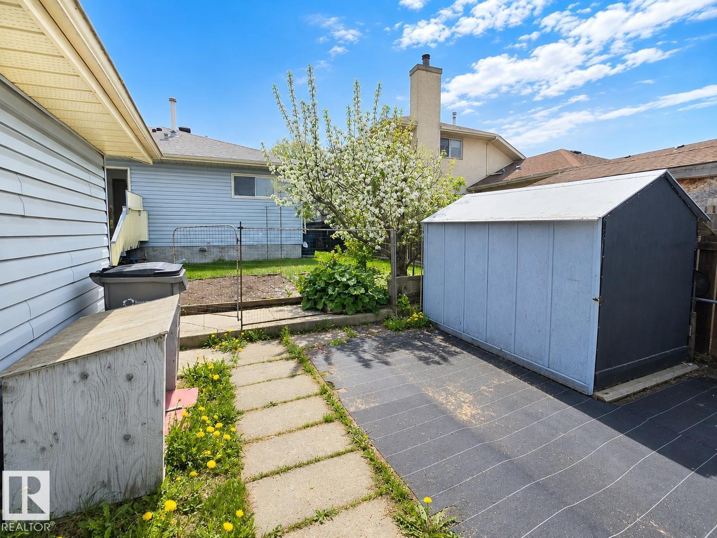 4005 55 Av Property Photo 24
