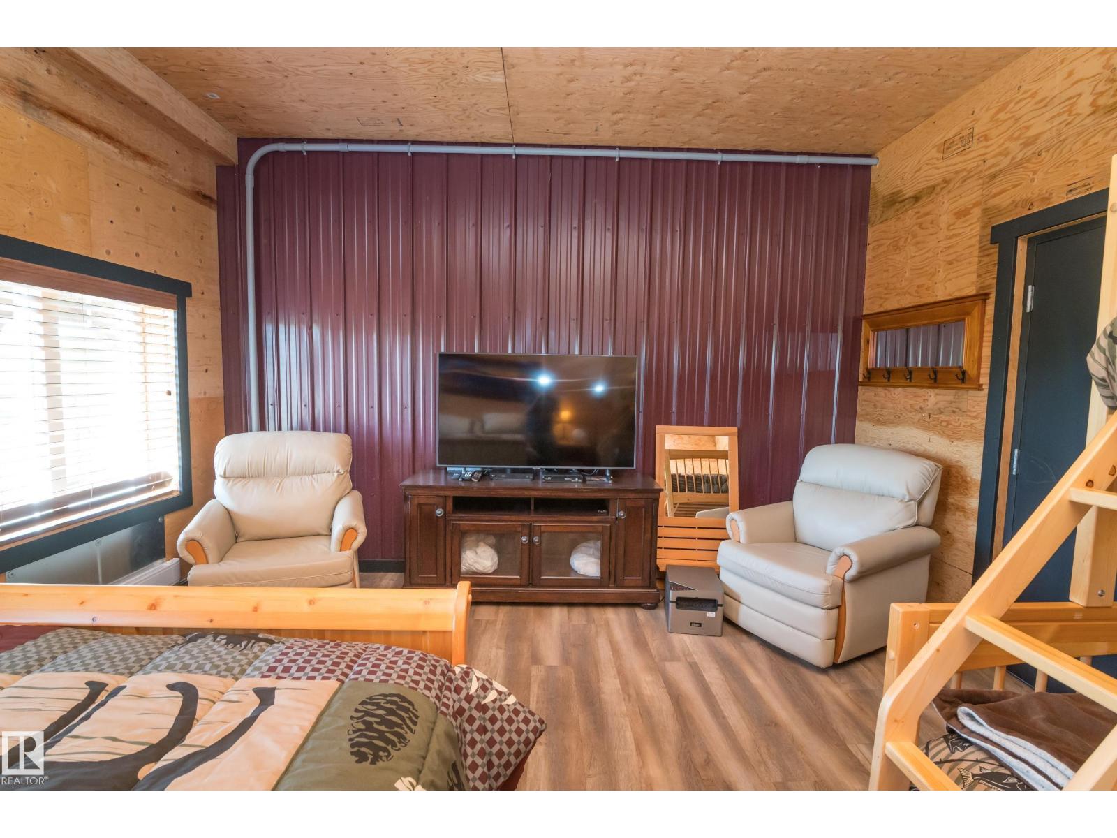 52430 Rr 192 Property Photo 18