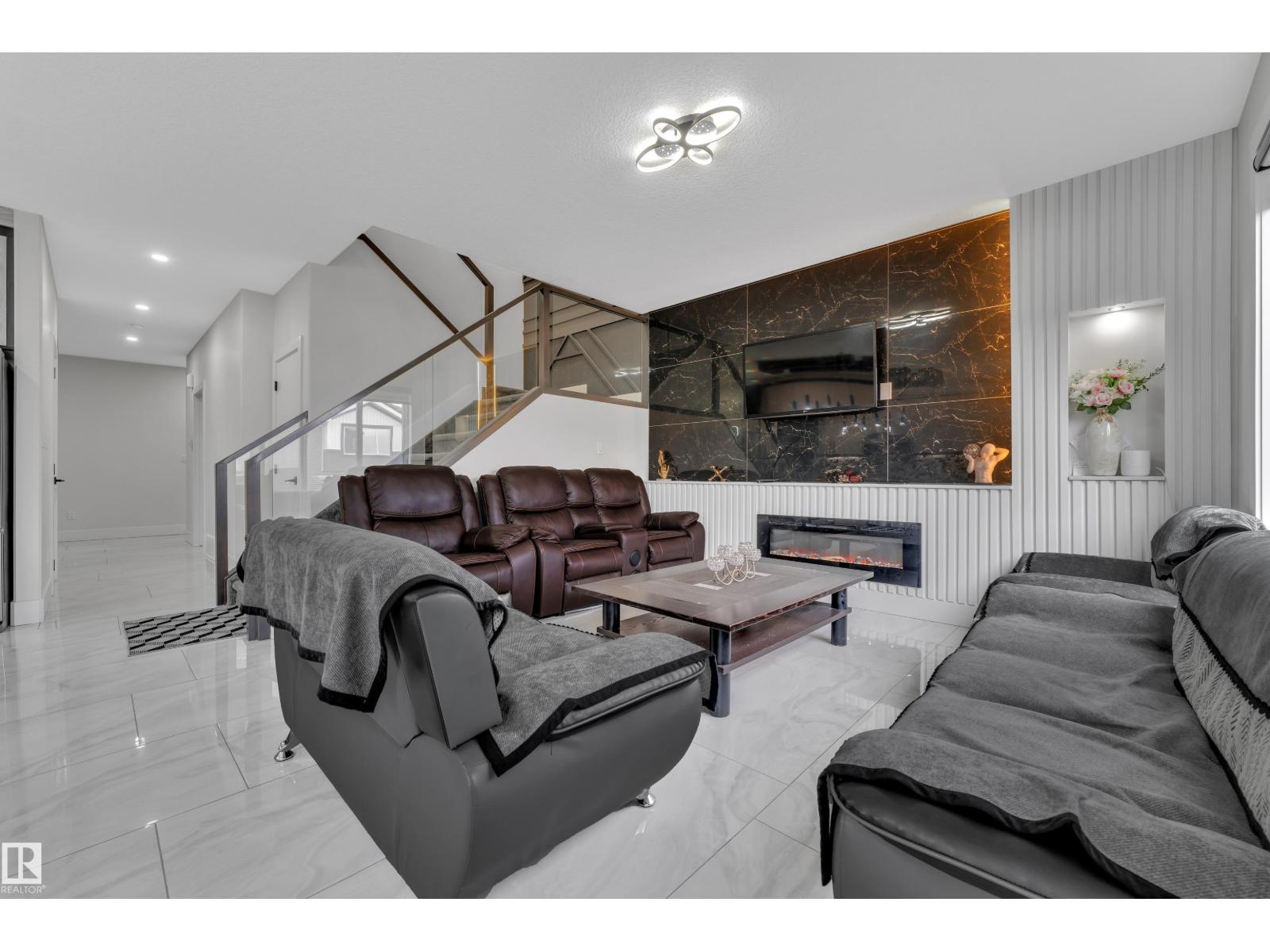 5936 18 St Ne Property Photo 13