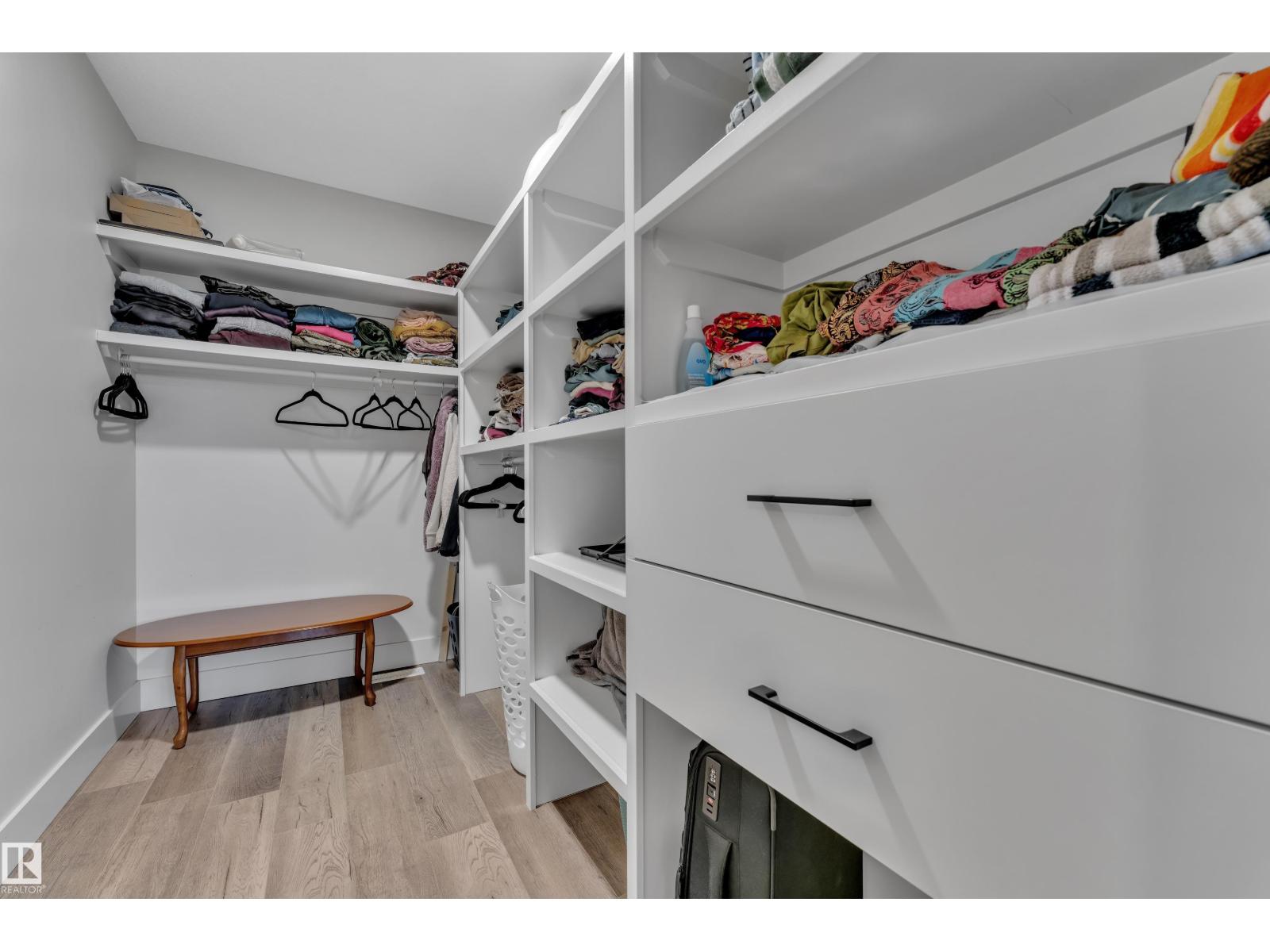 5936 18 St Ne Property Photo 18
