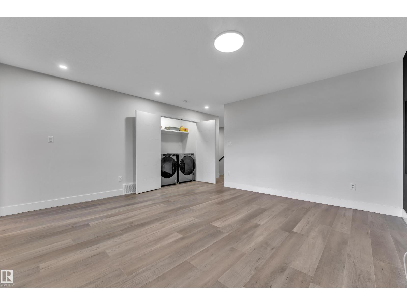 5936 18 St Ne Property Photo 21