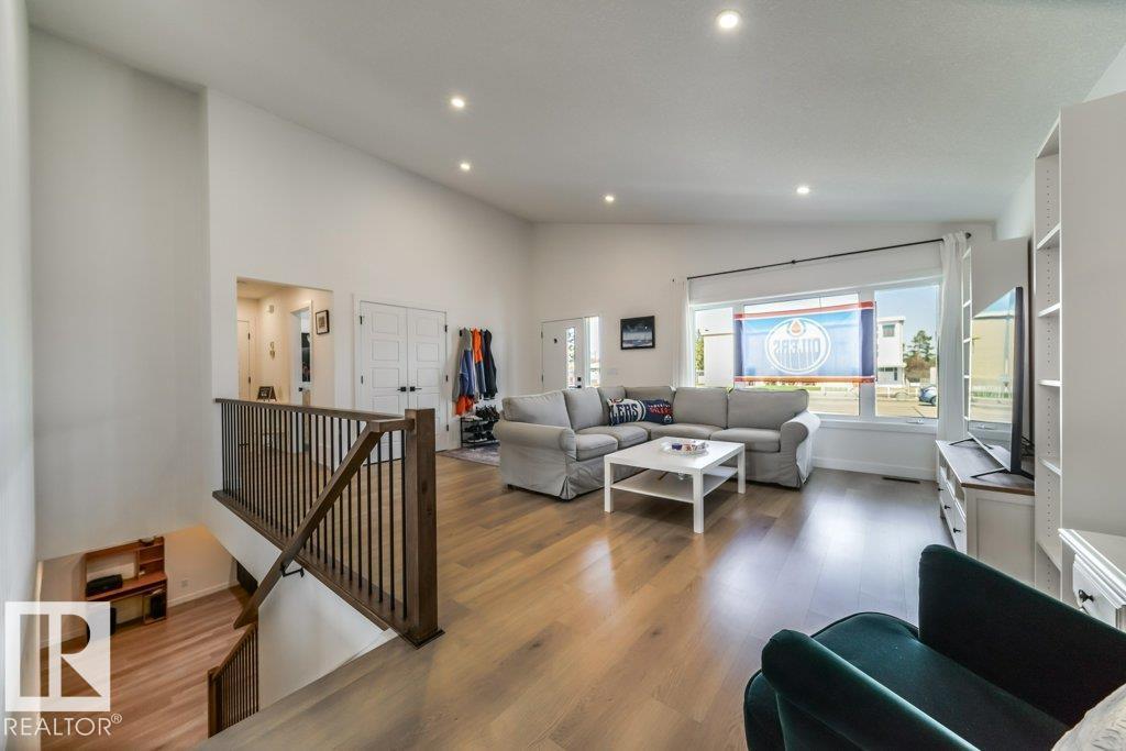 11303 111 Av Nw Property Photo 5