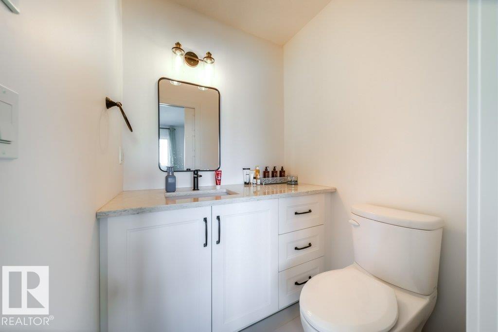 11303 111 Av Nw Property Photo 14