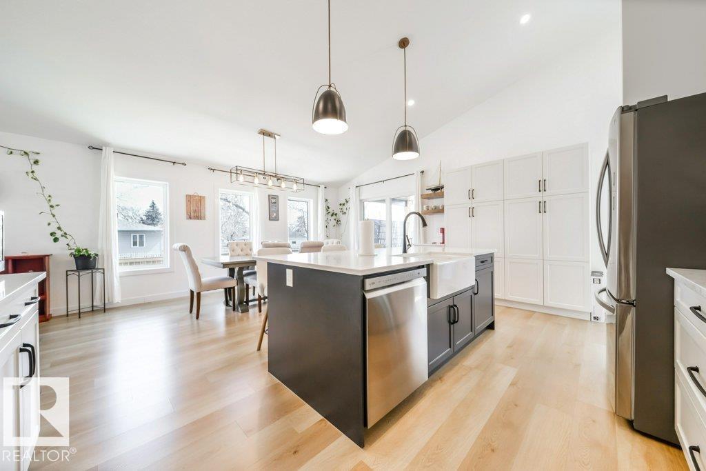 11303 111 Av Nw Property Photo 29