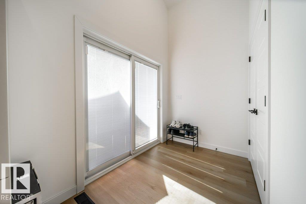 11303 111 Av Nw Property Photo 30