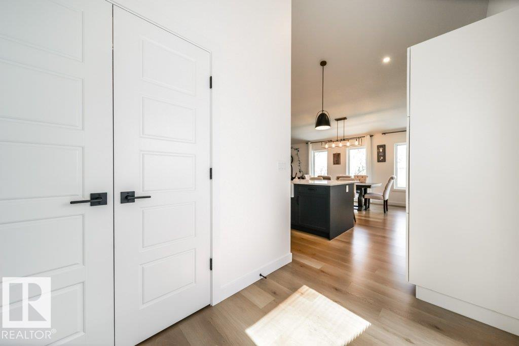 11303 111 Av Nw Property Photo 33