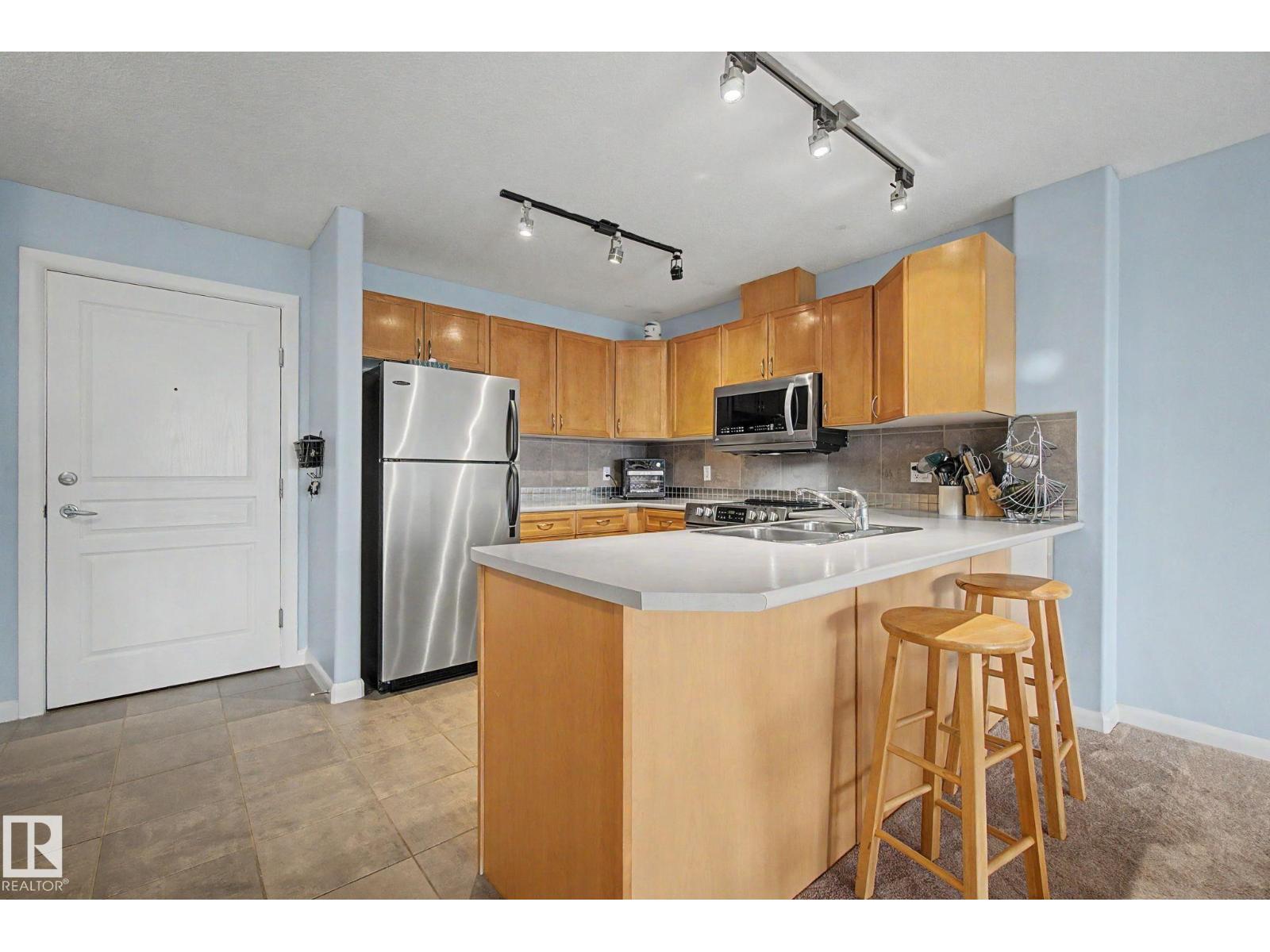 #303 530 Hooke Rd Nw Property Photo 3