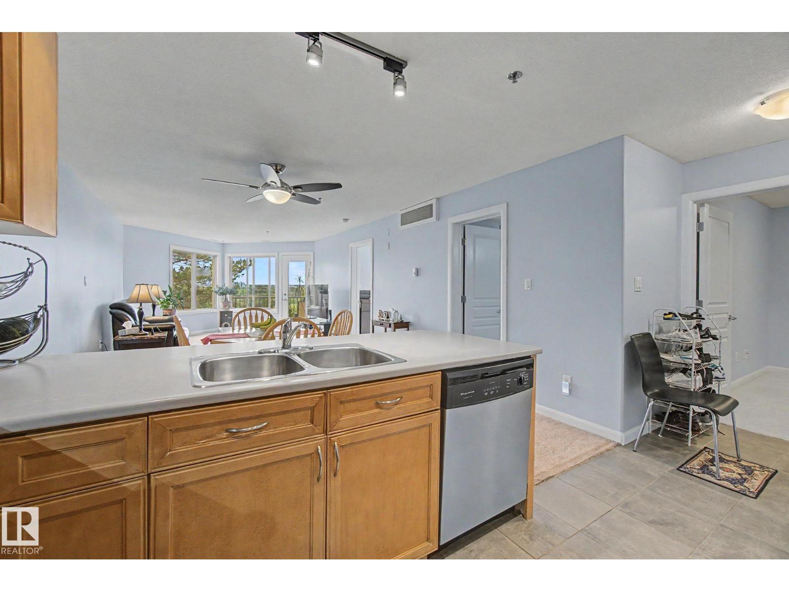 #303 530 Hooke Rd Nw Property Photo 5