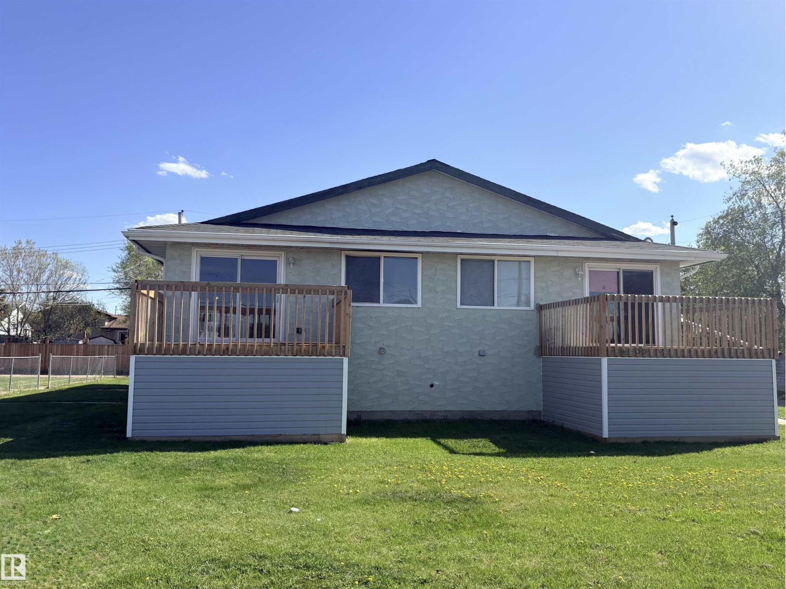 4537 50 Av Property Photo 1