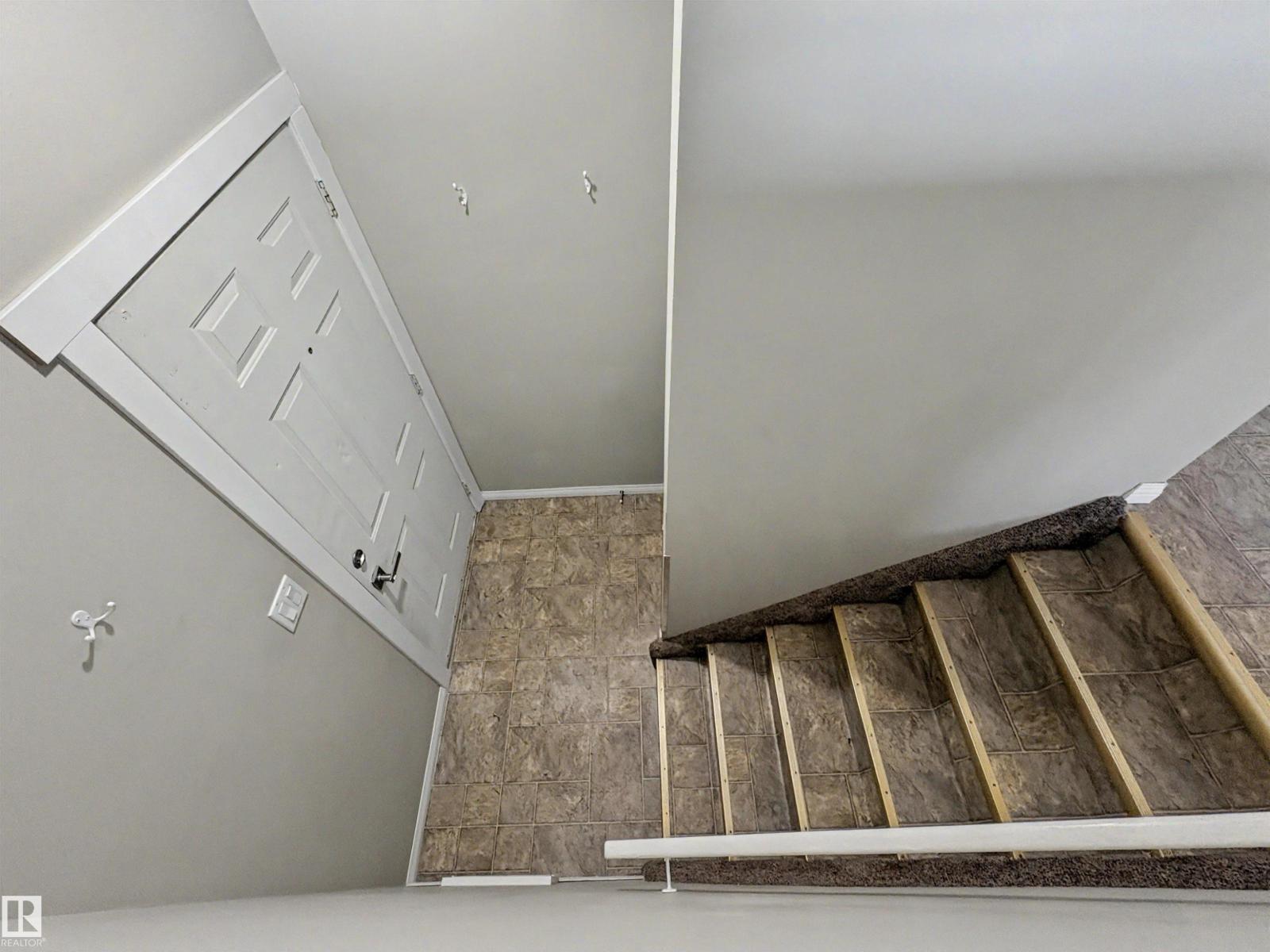 4537 50 Av Property Photo 6