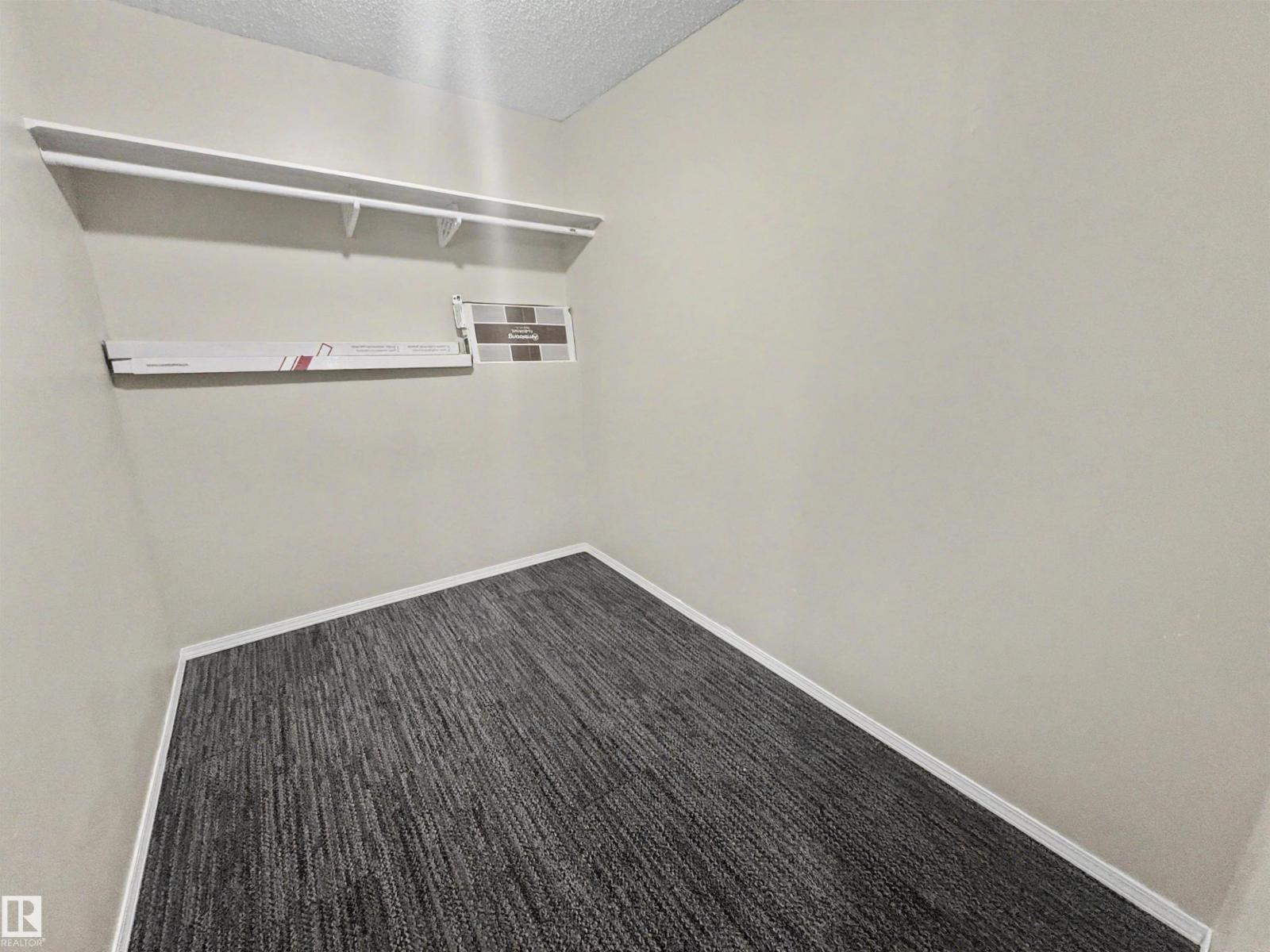 4537 50 Av Property Photo 31