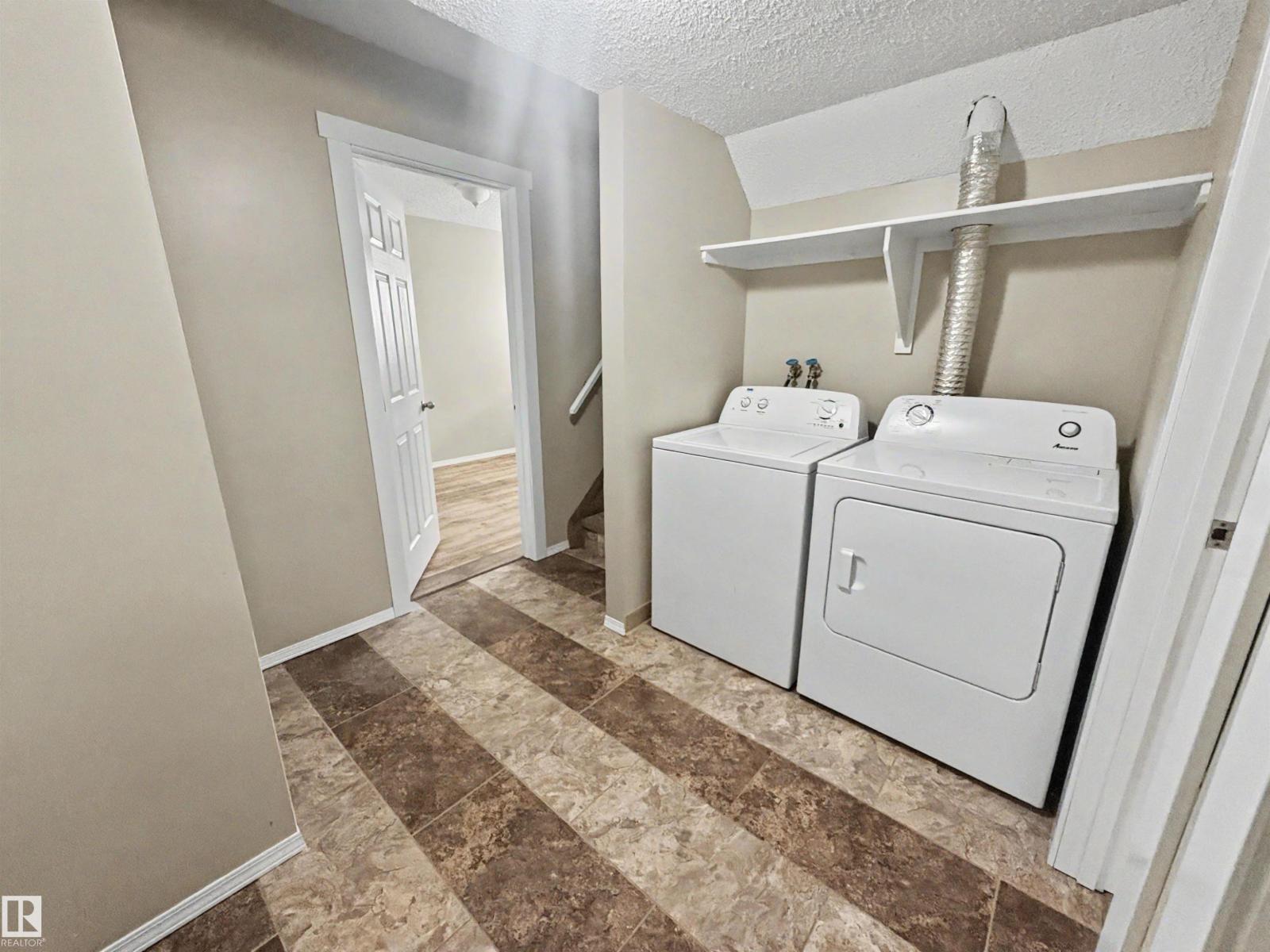 4537 50 Av Property Photo 34