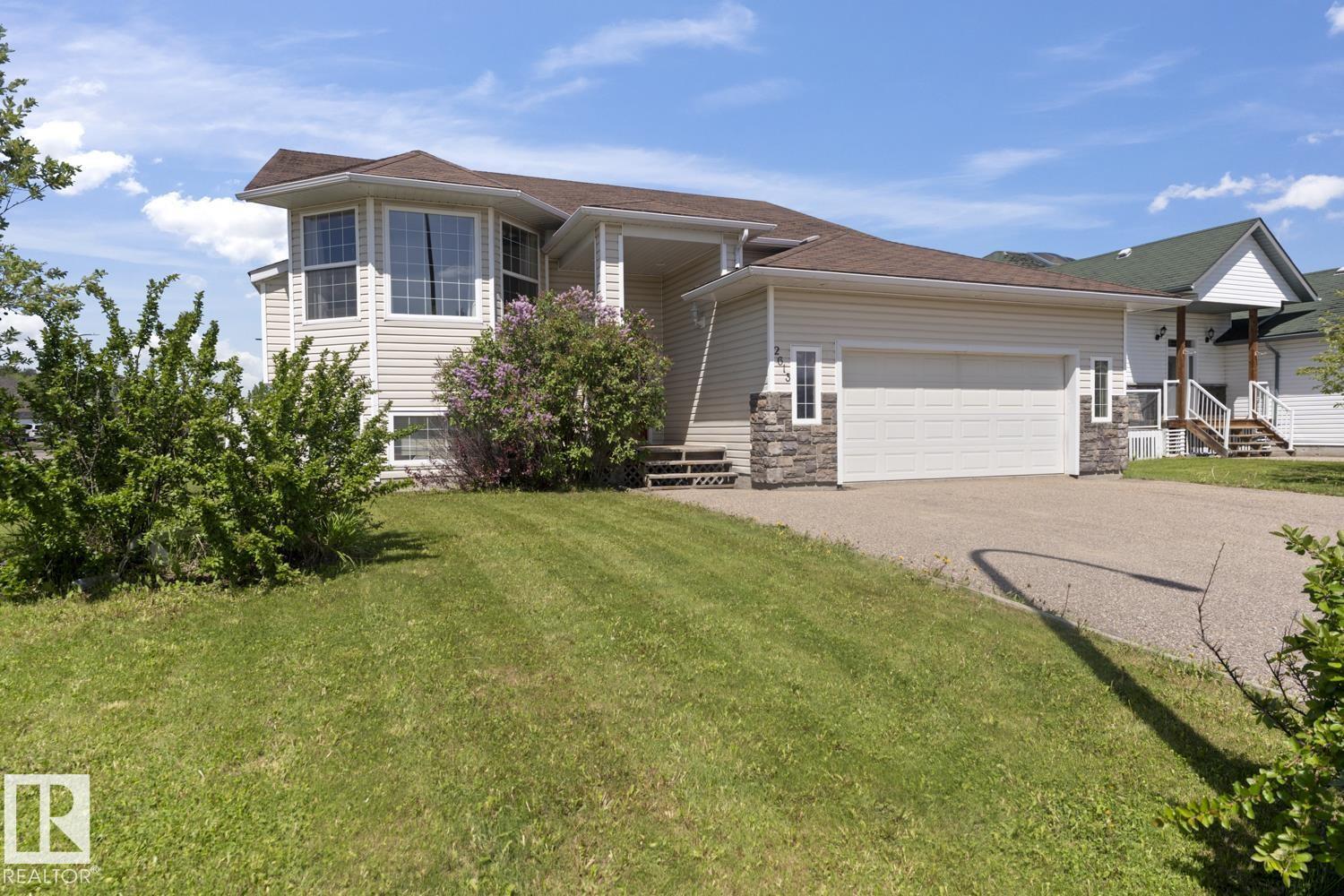 2613 6 AV Property Photo 1