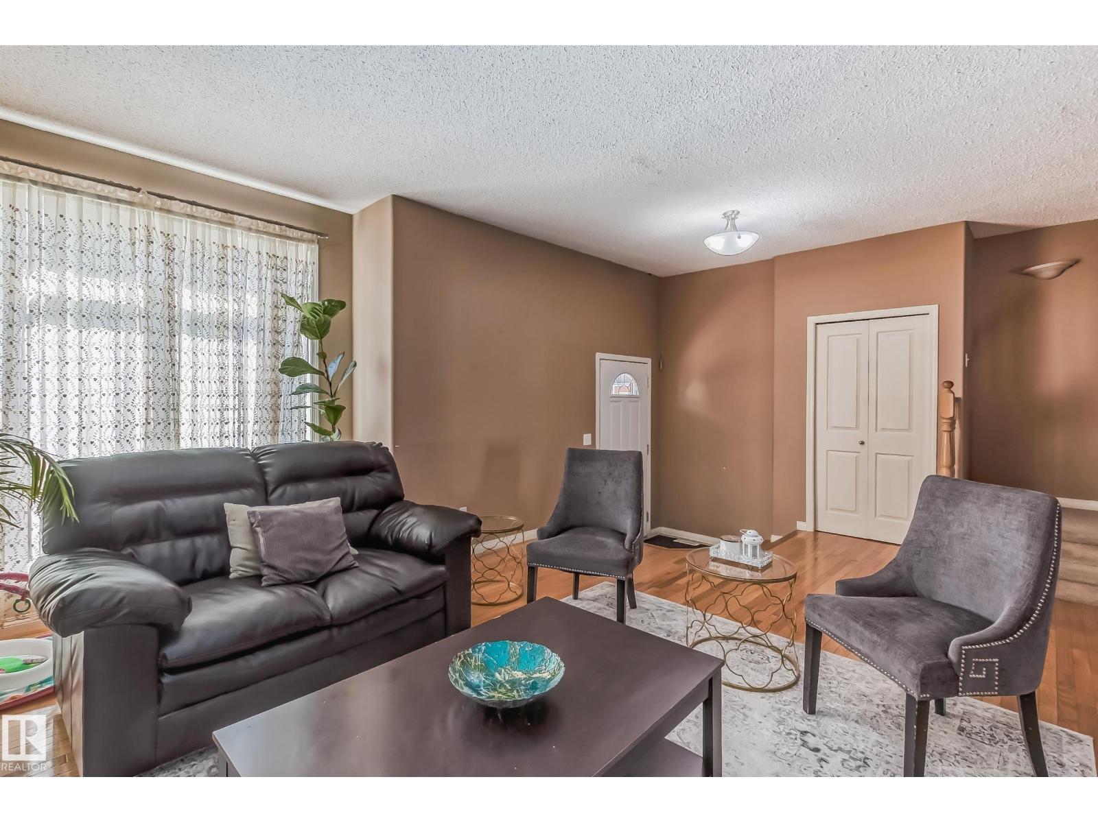 #49 8403 164 Av Nw Property Photo 3