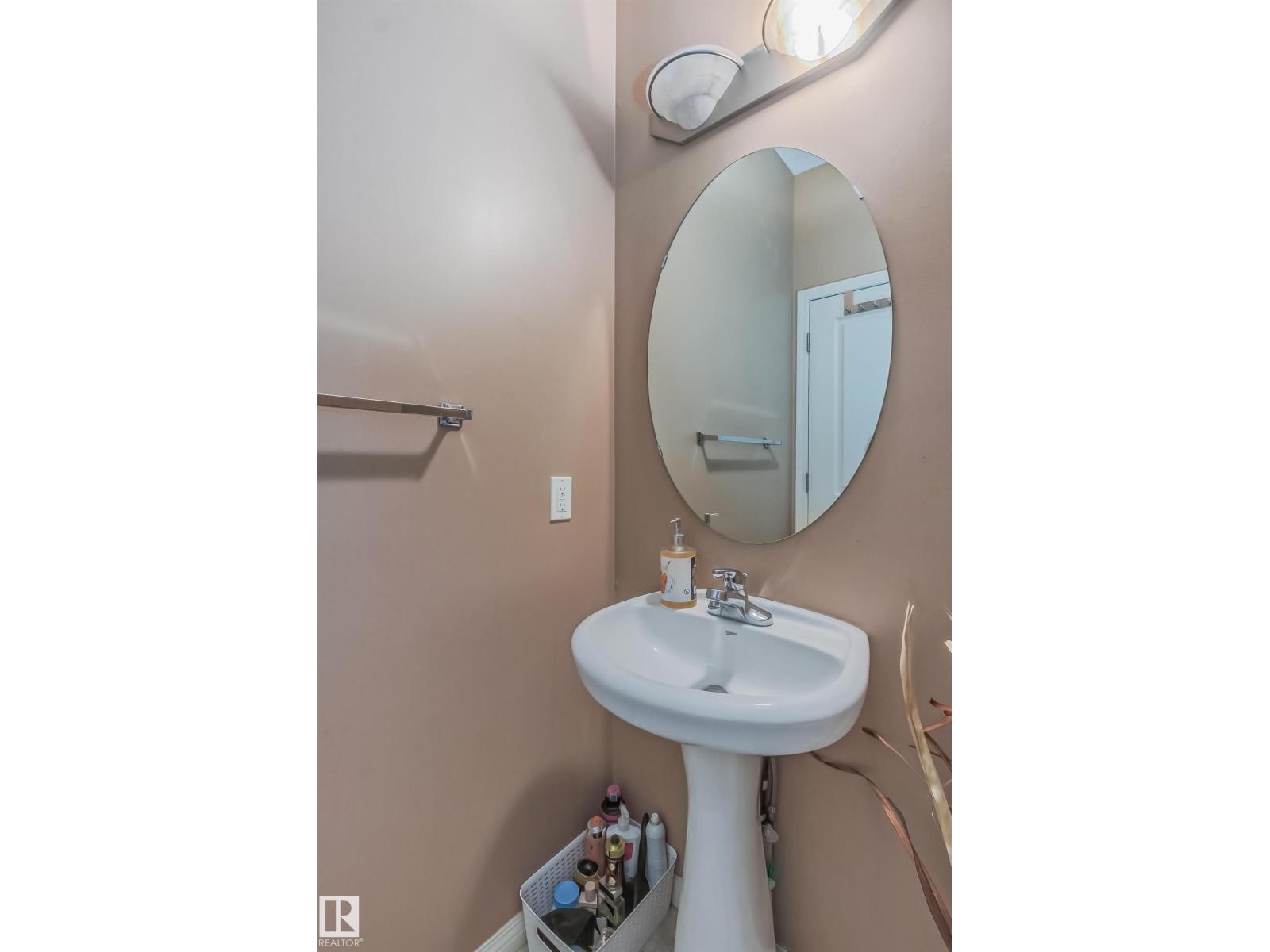 #49 8403 164 Av Nw Property Photo 24