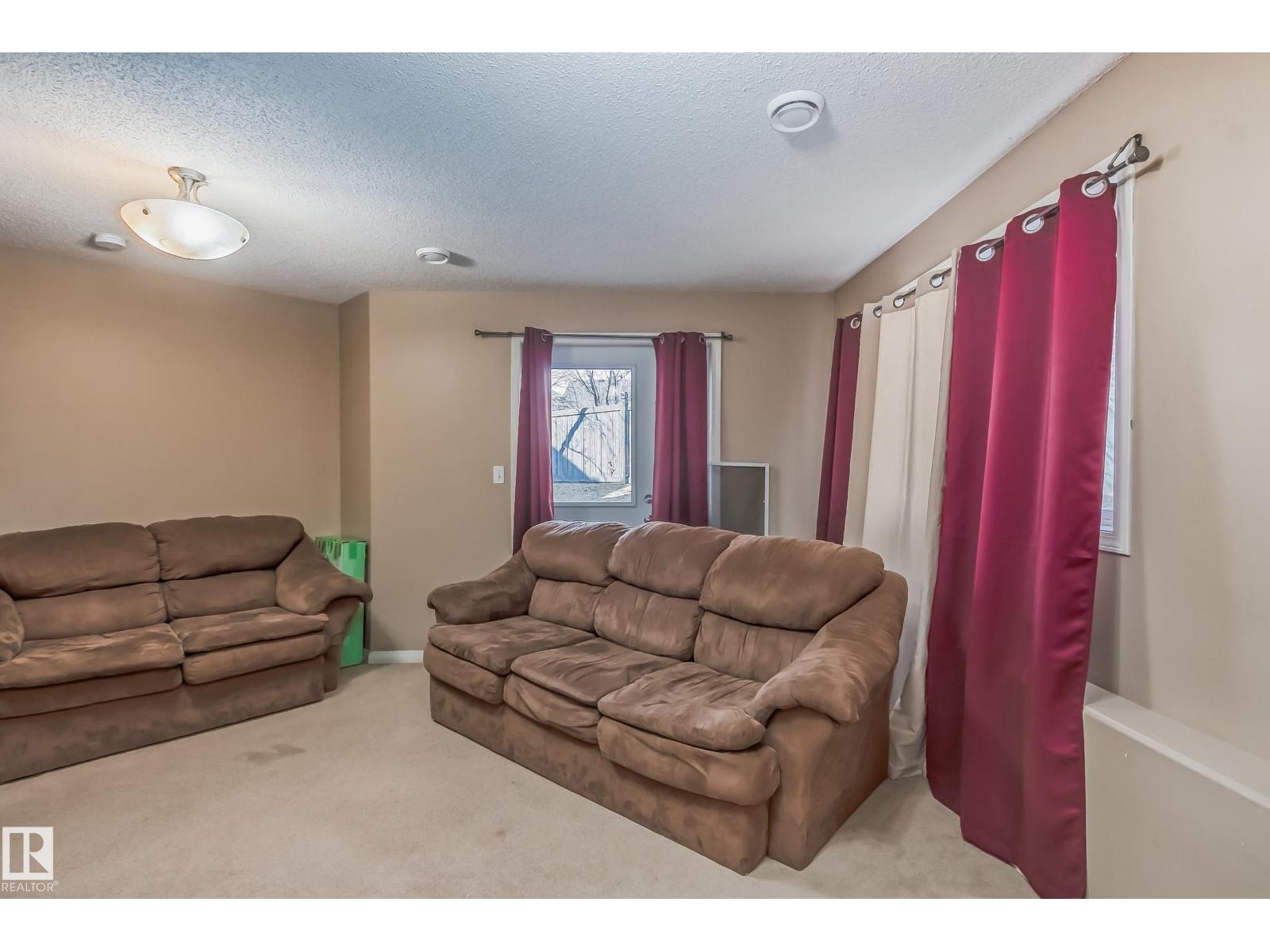 #49 8403 164 Av Nw Property Photo 39
