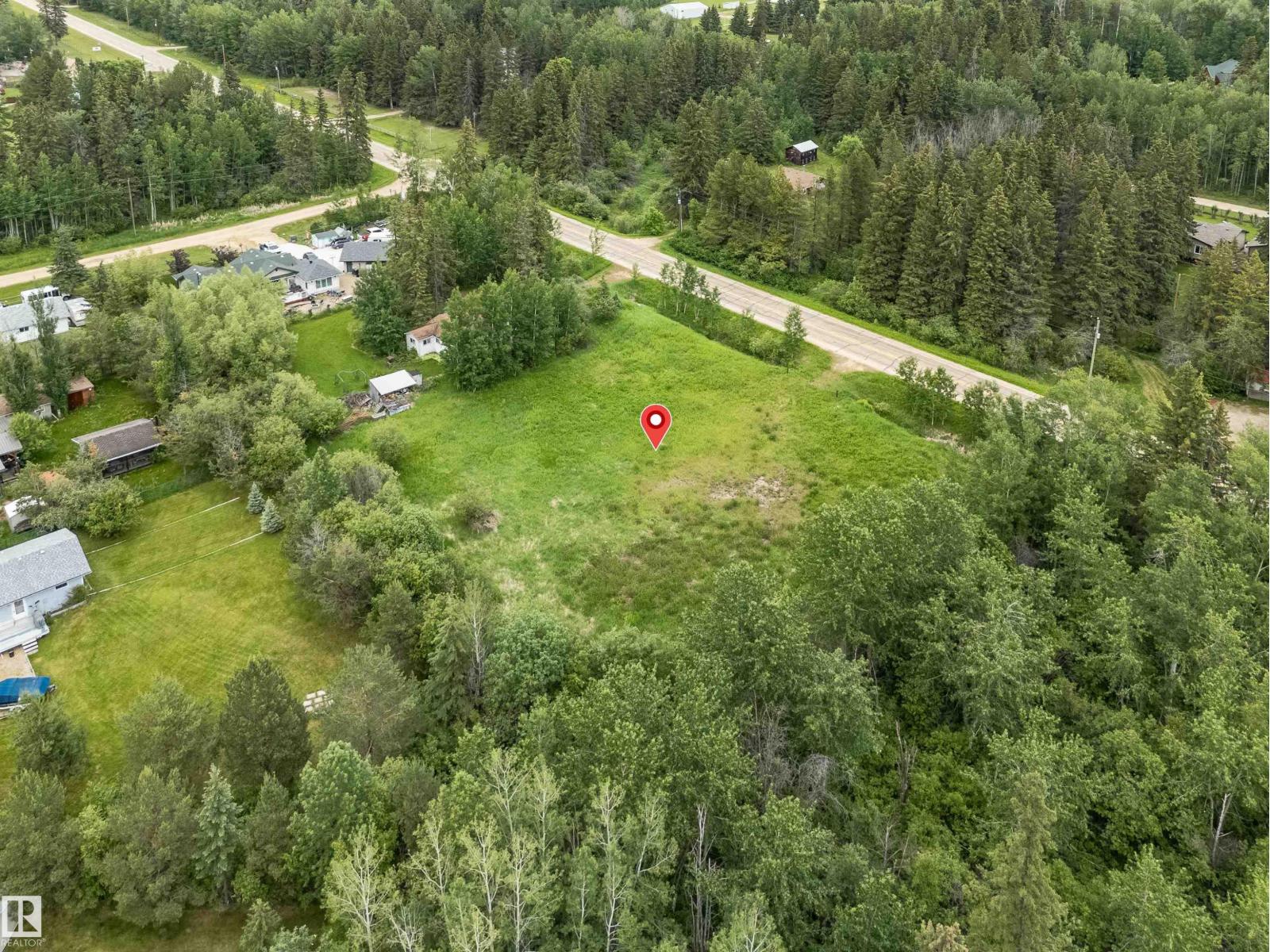 6801 50 St Property Photo 4