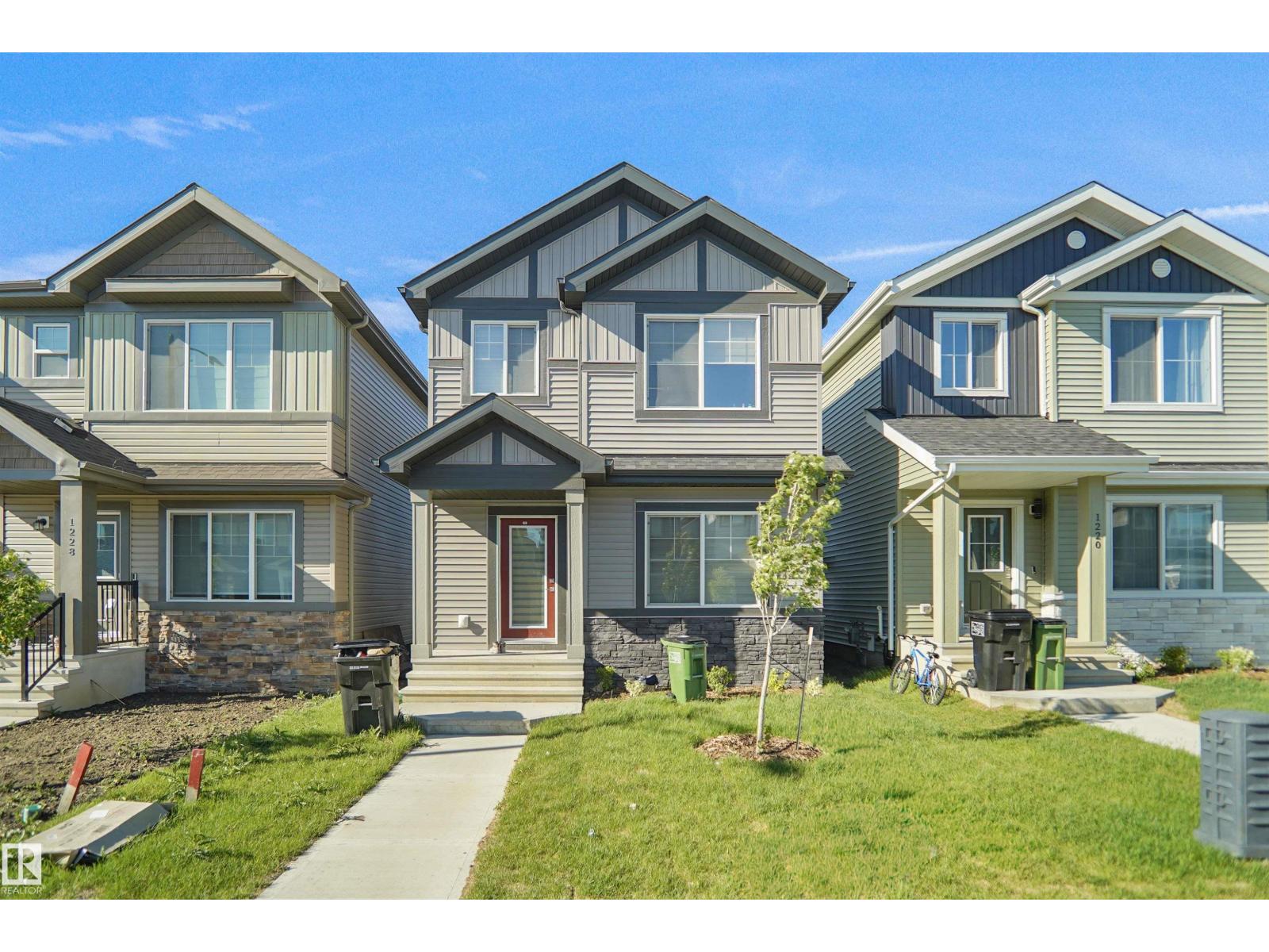 1224 14 AV NW NW Property Photo 1