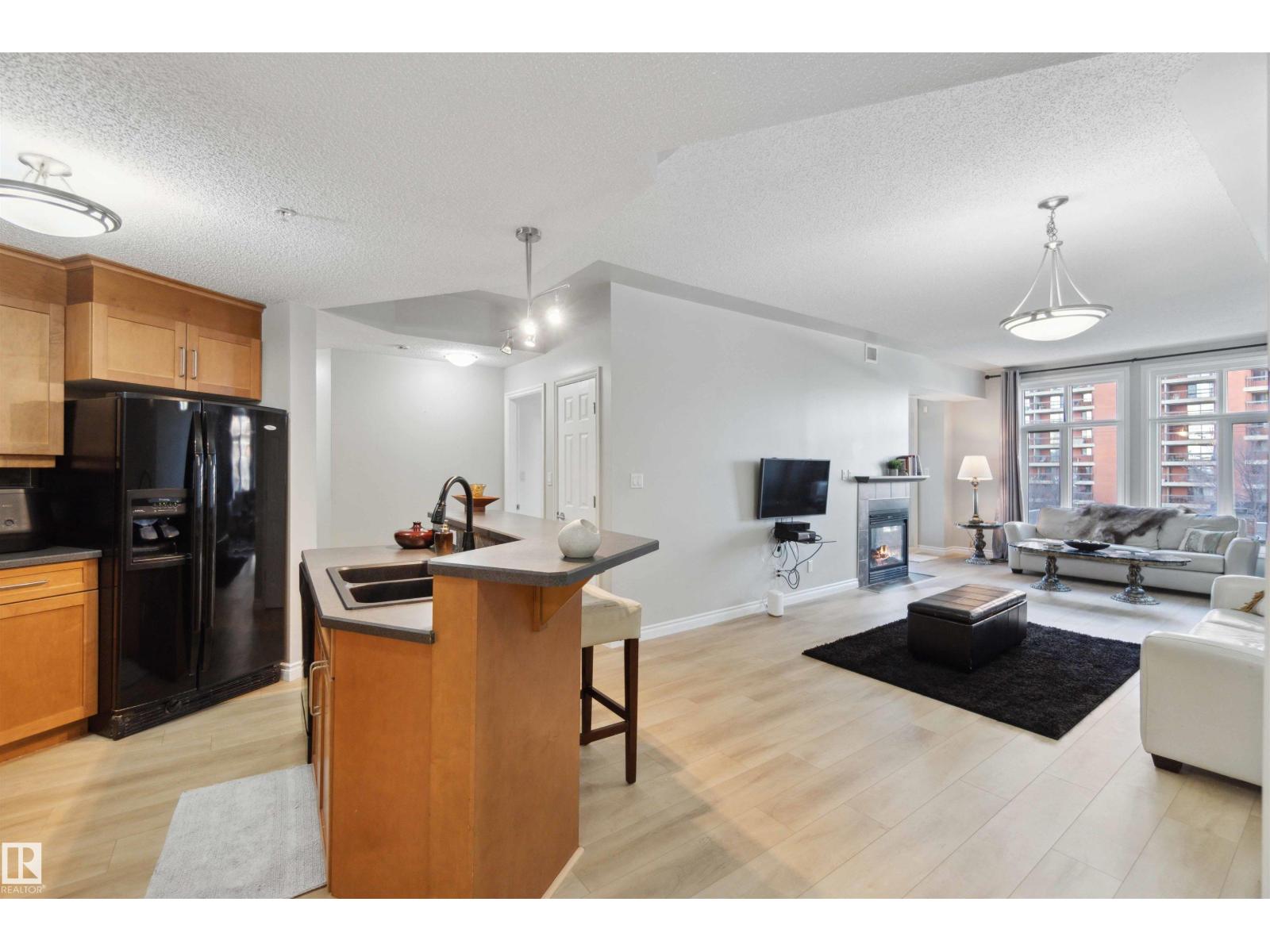 #402 9020 Jasper Av Nw Property Photo 1