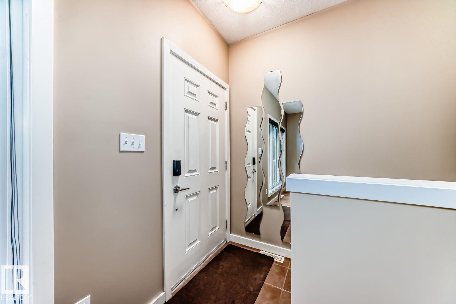 #4 11917 103 St Nw Property Photo 6