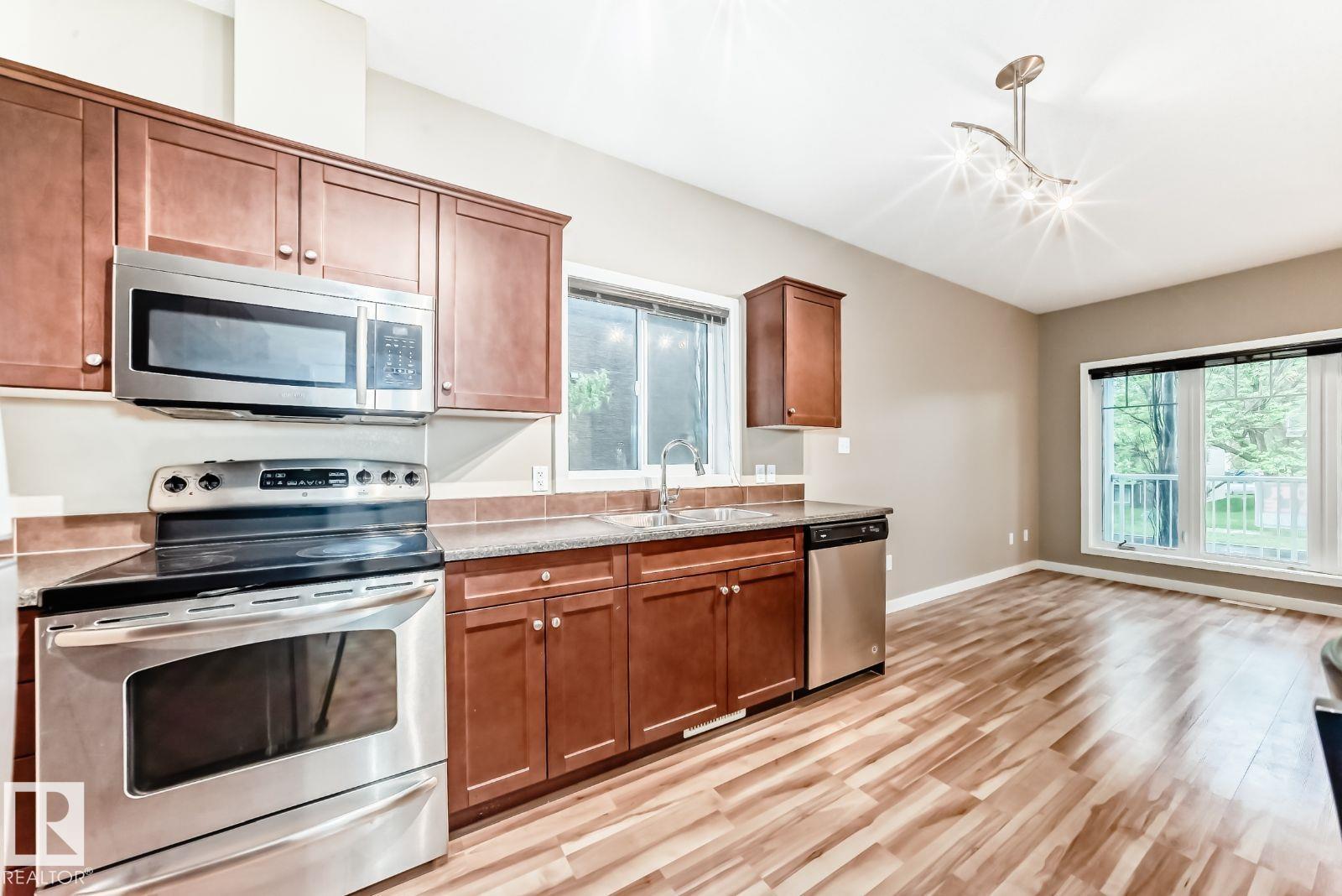 #4 11917 103 St Nw Property Photo 11