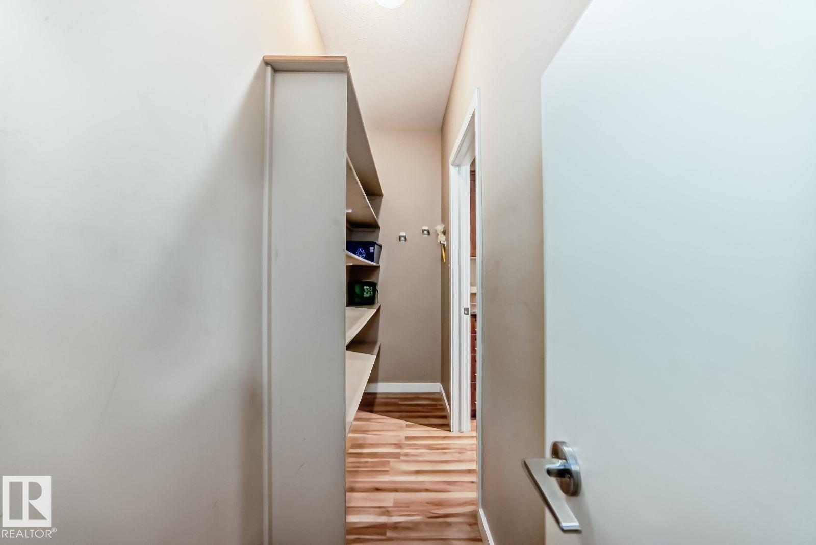 #4 11917 103 St Nw Property Photo 21