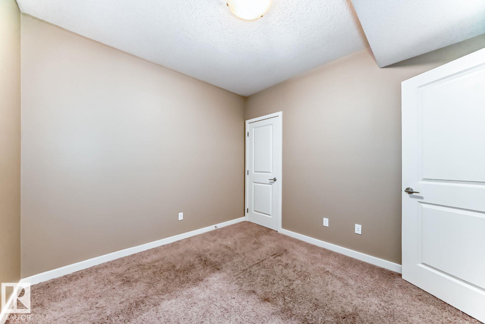 #4 11917 103 St Nw Property Photo 24