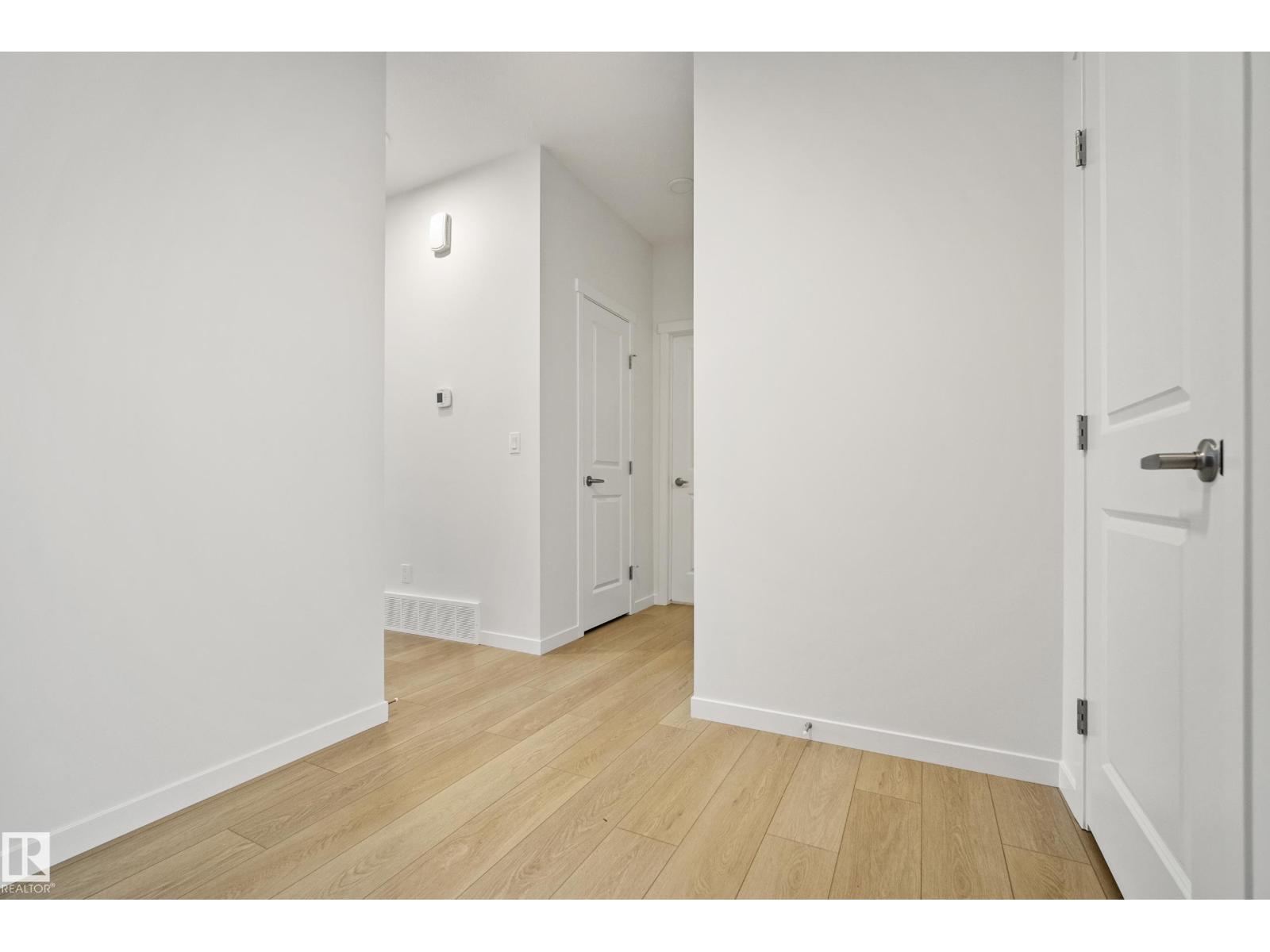 20731 24 Av Nw Property Photo 5