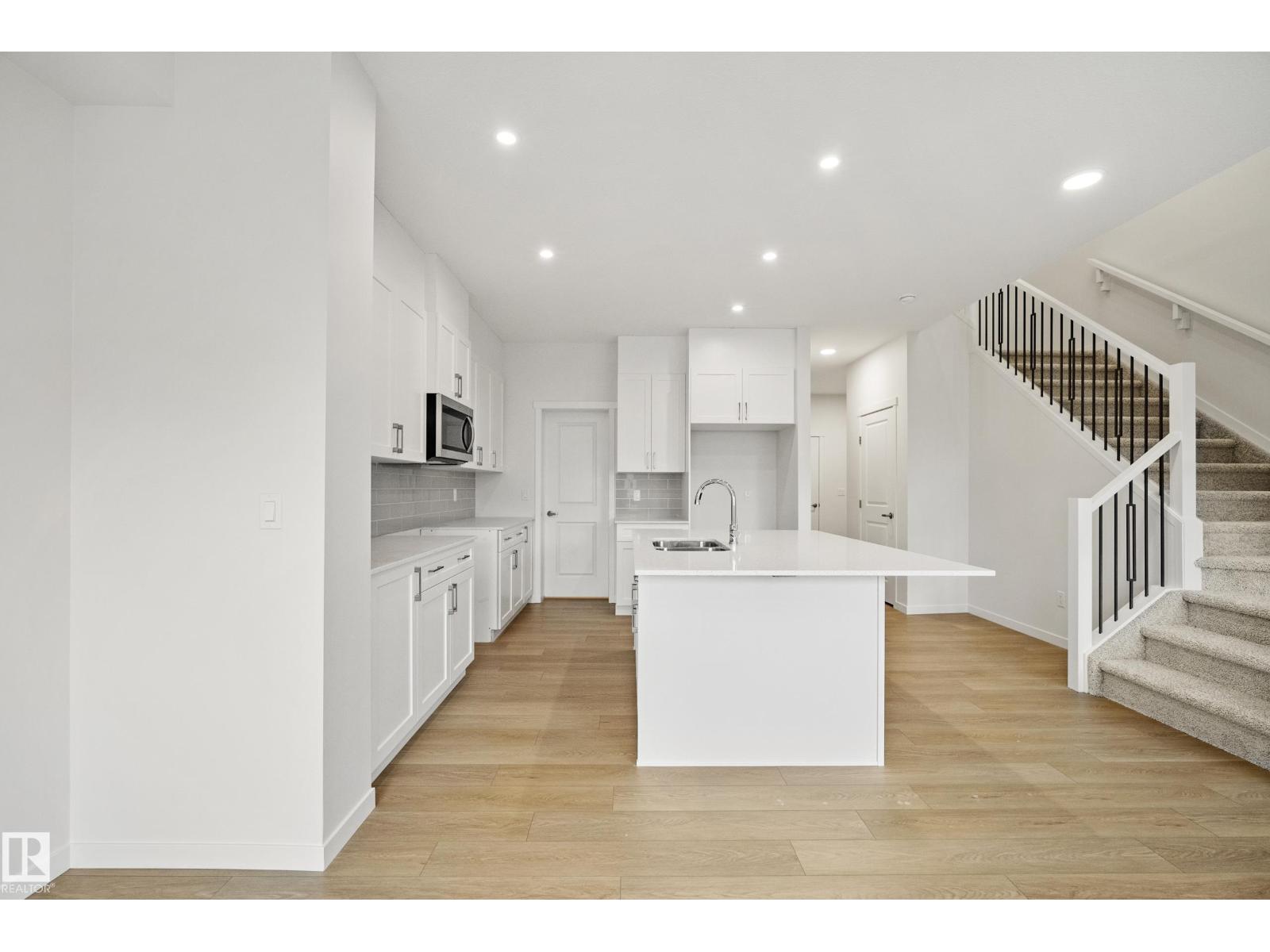 20731 24 Av Nw Property Photo 12