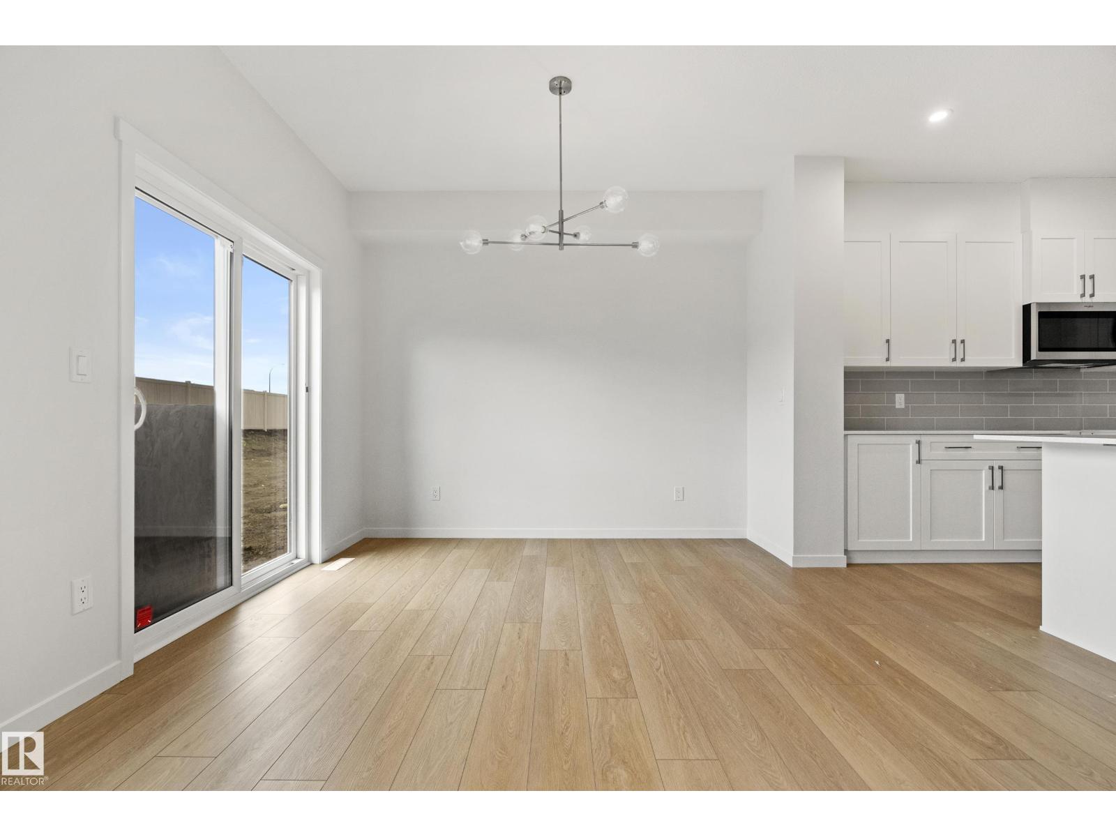 20731 24 Av Nw Property Photo 16