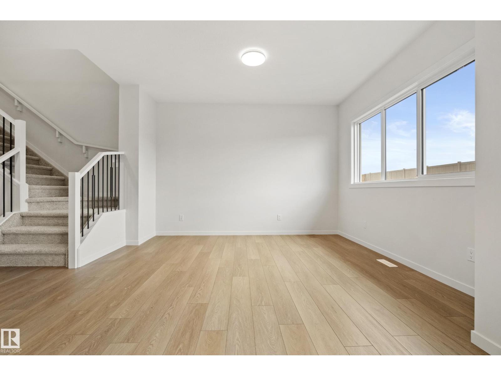 20731 24 Av Nw Property Photo 19