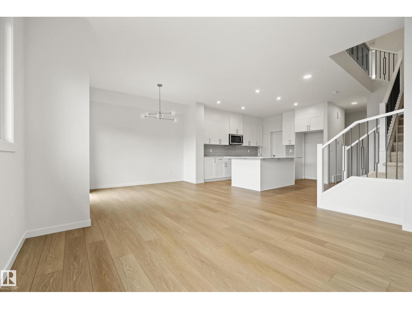 20731 24 Av Nw Property Photo 20