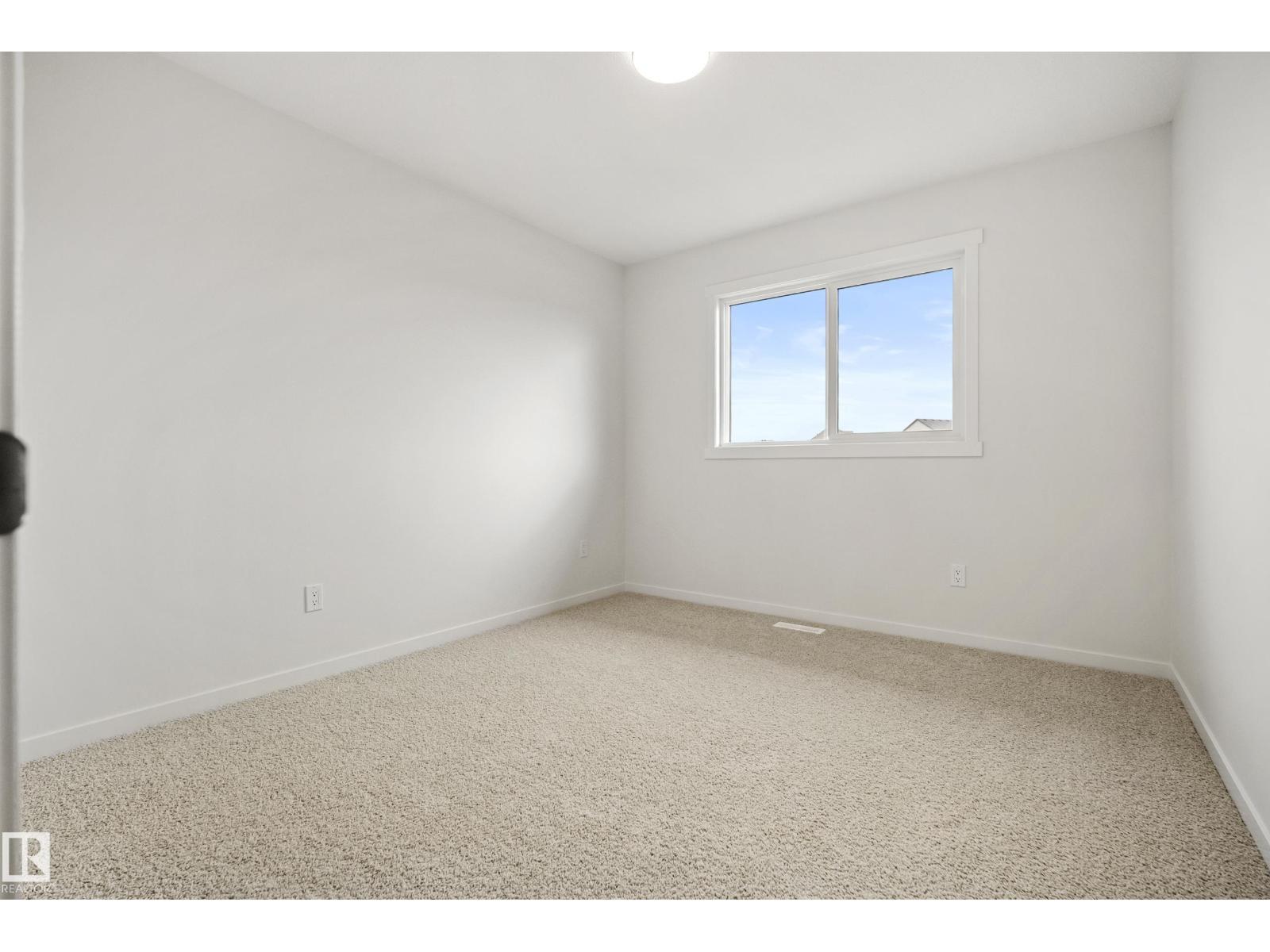 20731 24 Av Nw Property Photo 39
