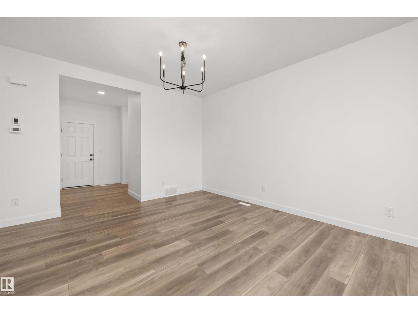 4228 63 St Property Photo 8