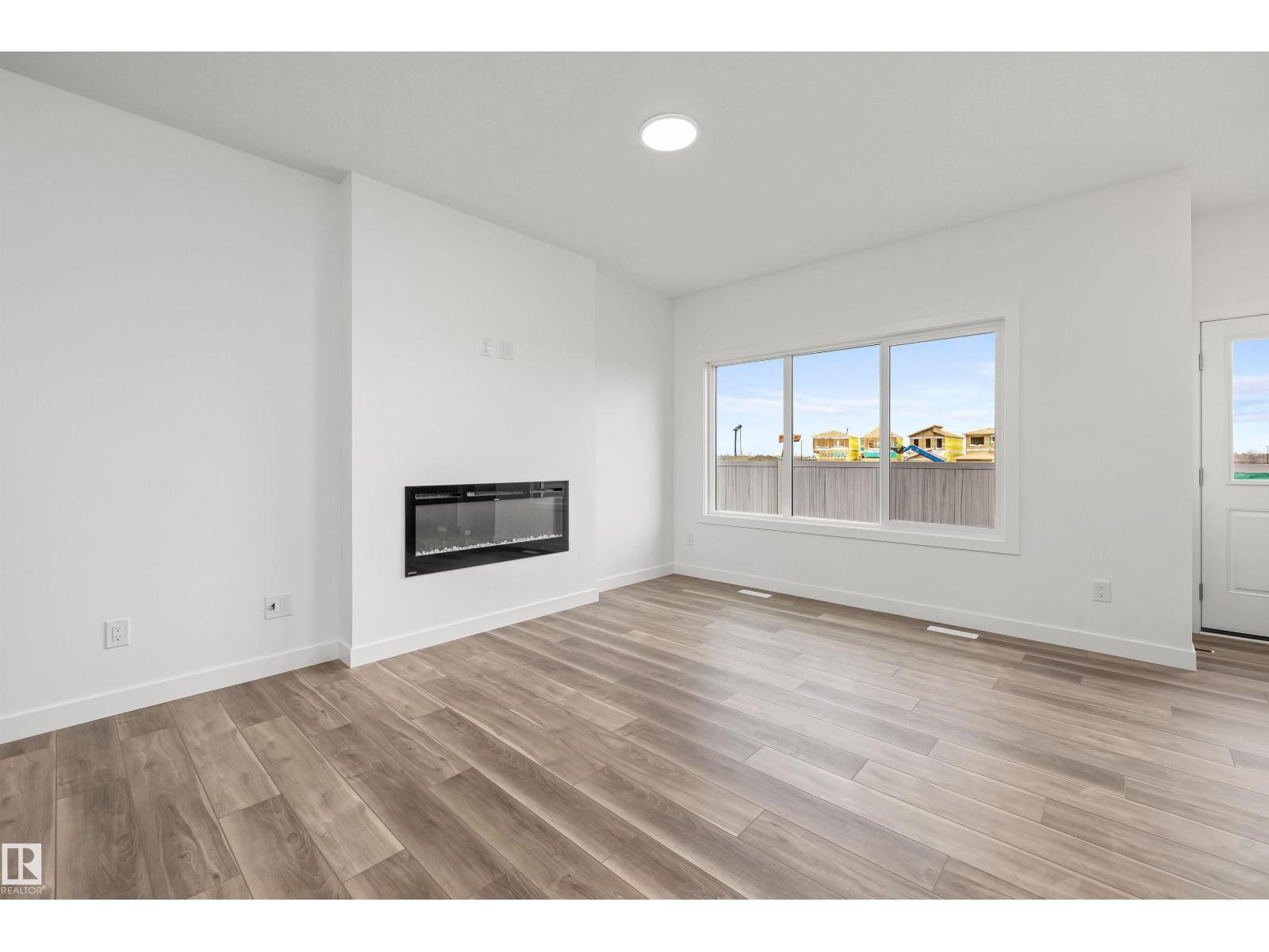 4228 63 St Property Photo 10