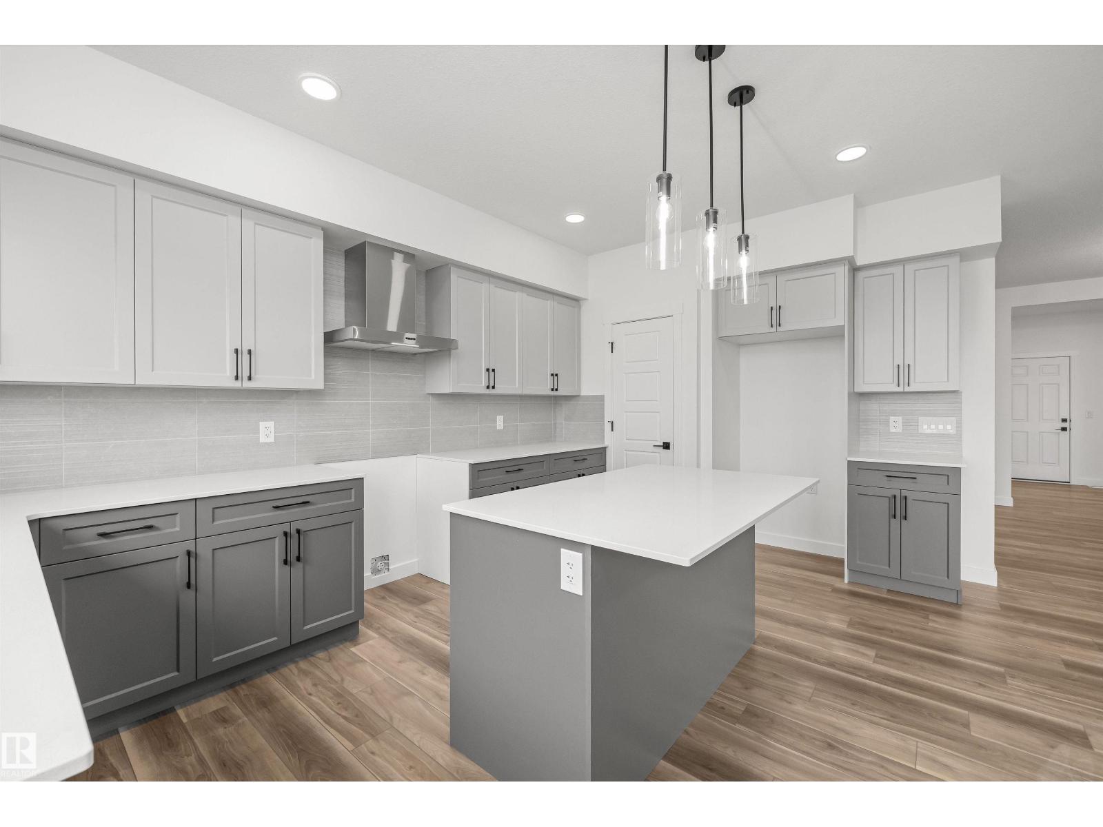4228 63 St Property Photo 18