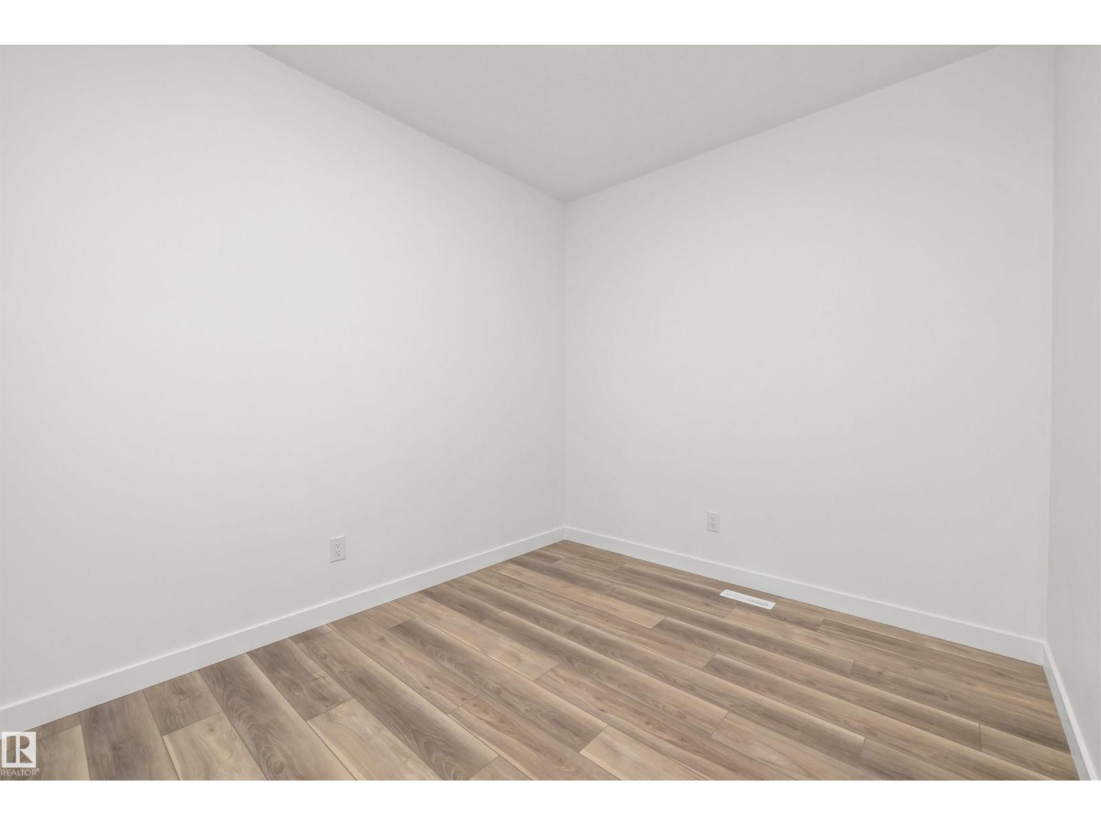 4228 63 St Property Photo 22