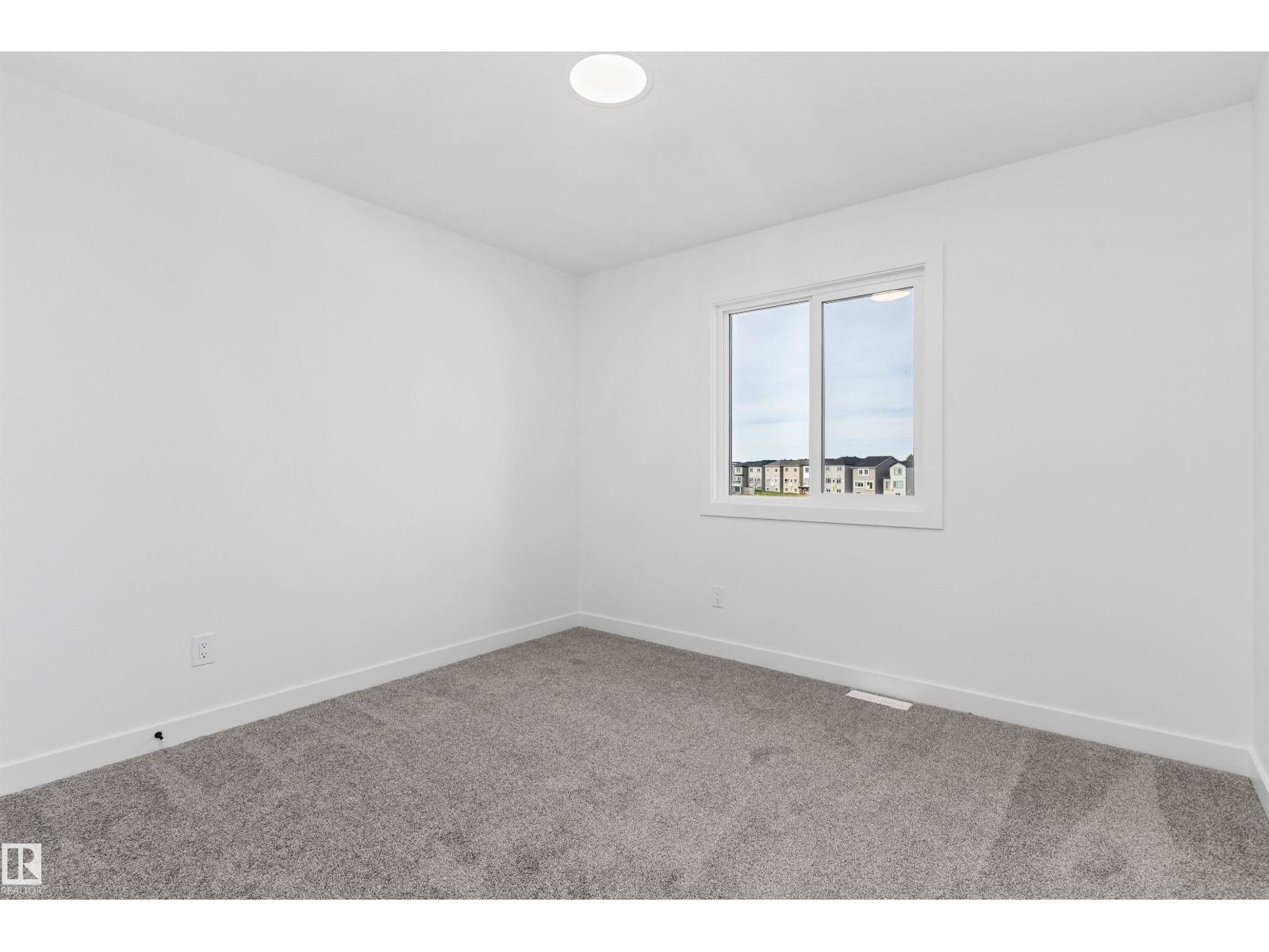 4228 63 St Property Photo 23