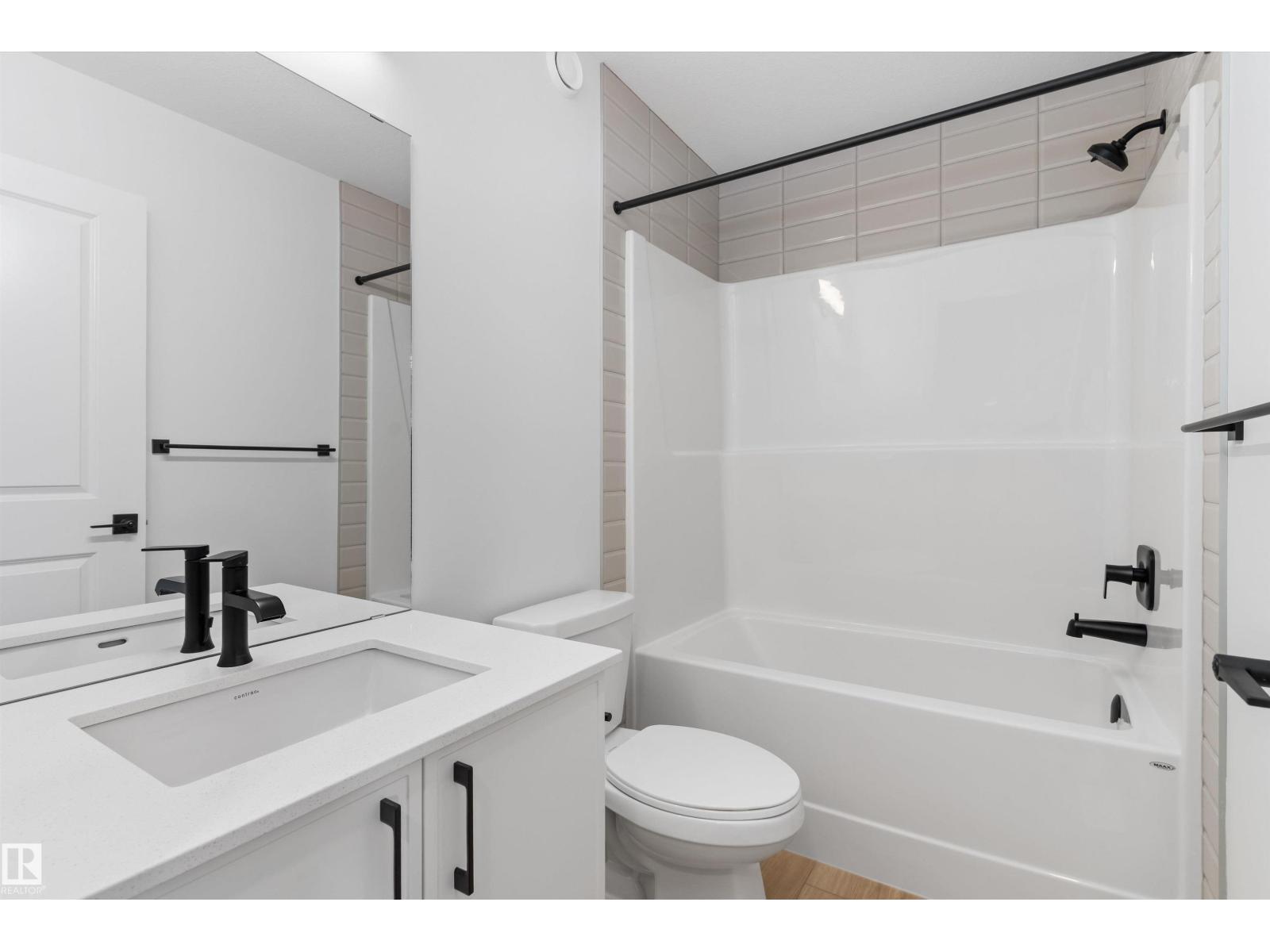 4228 63 St Property Photo 27