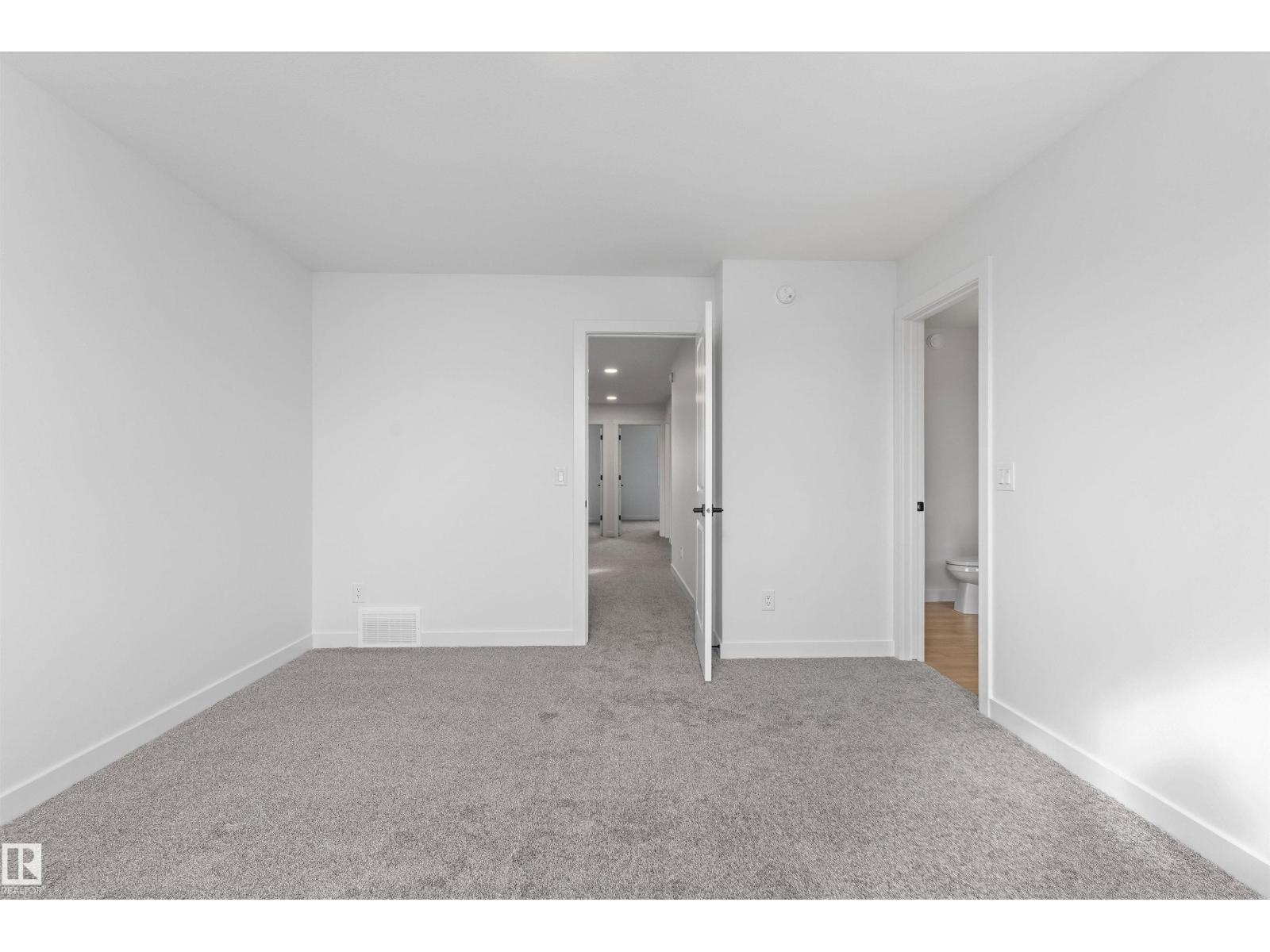 4228 63 St Property Photo 33