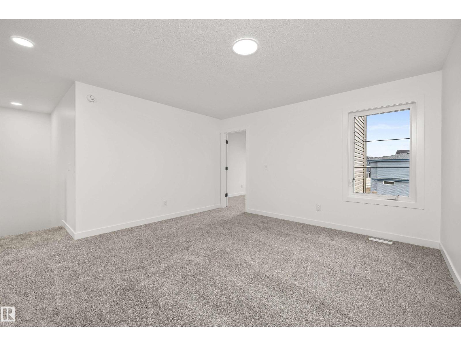 4228 63 St Property Photo 34