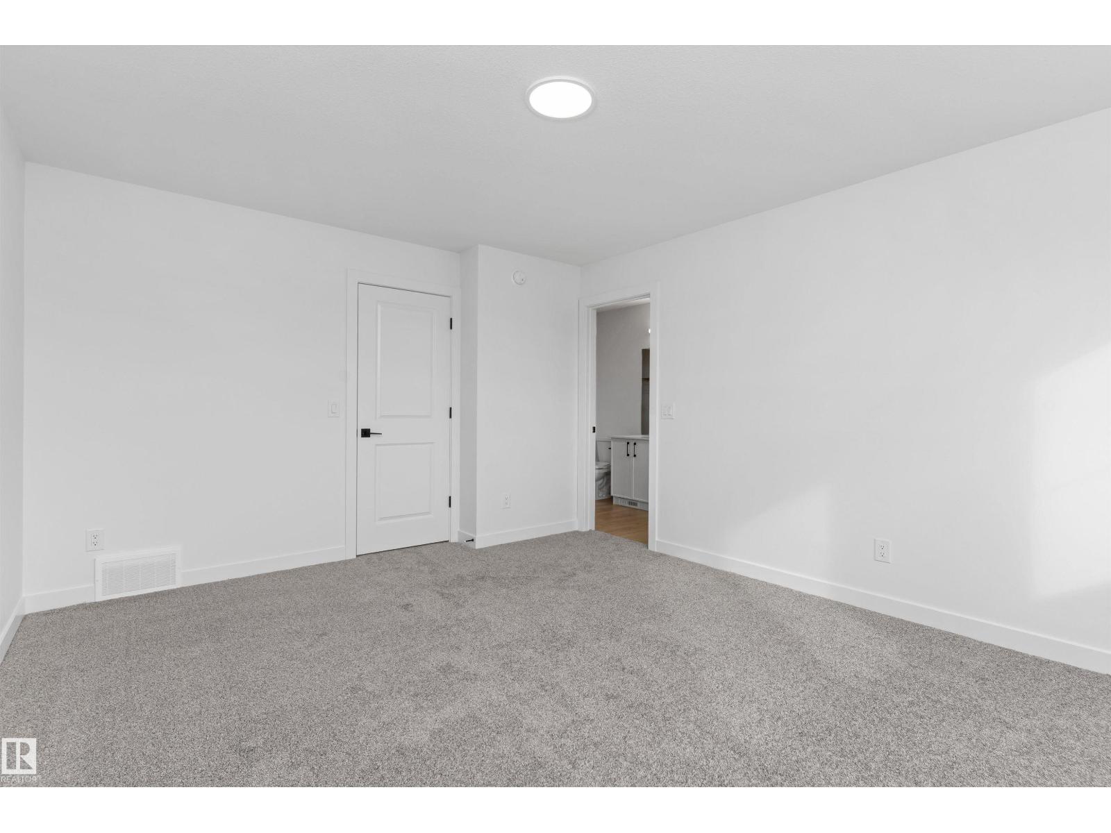 4228 63 St Property Photo 34