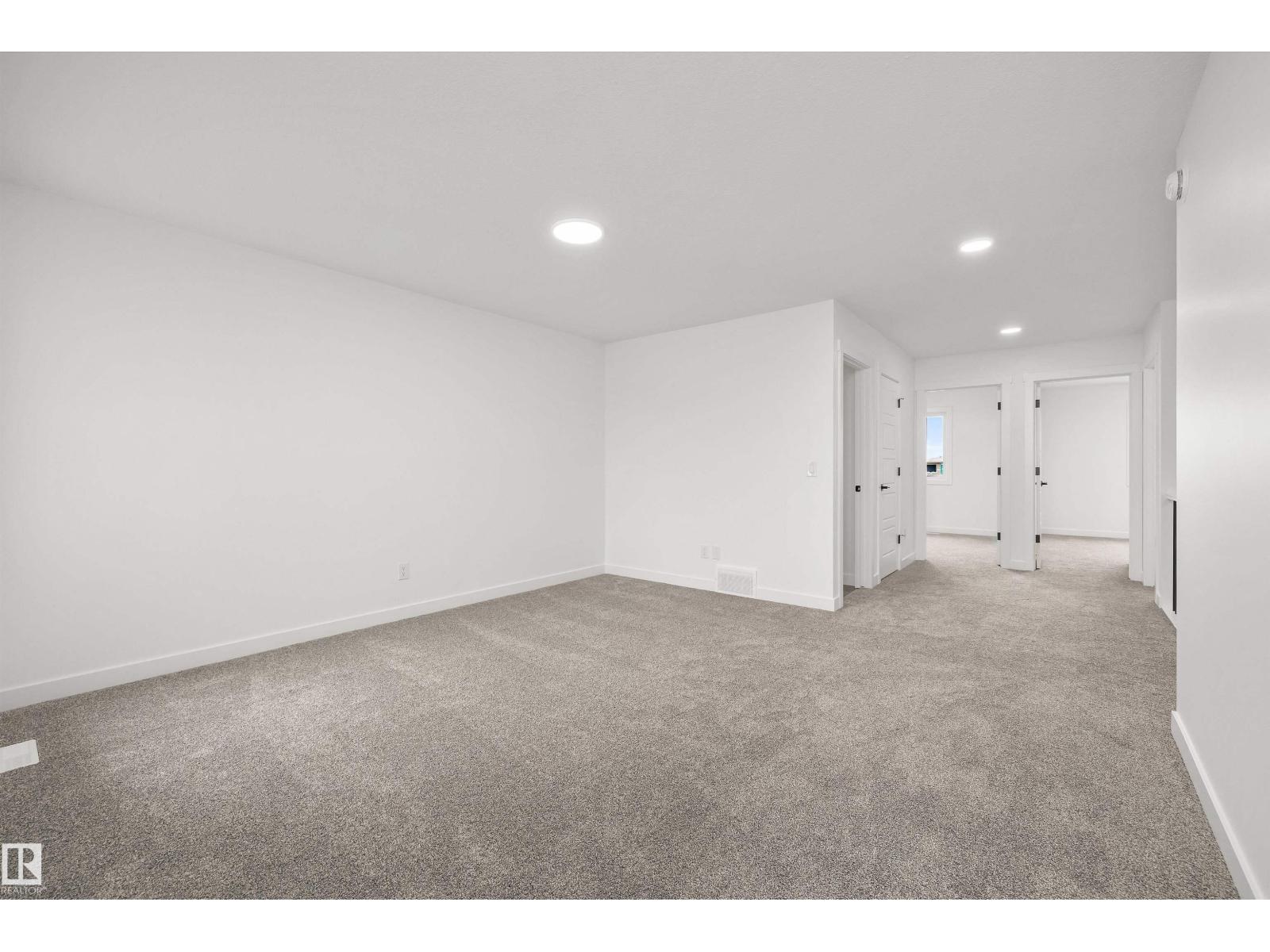 4228 63 St Property Photo 35