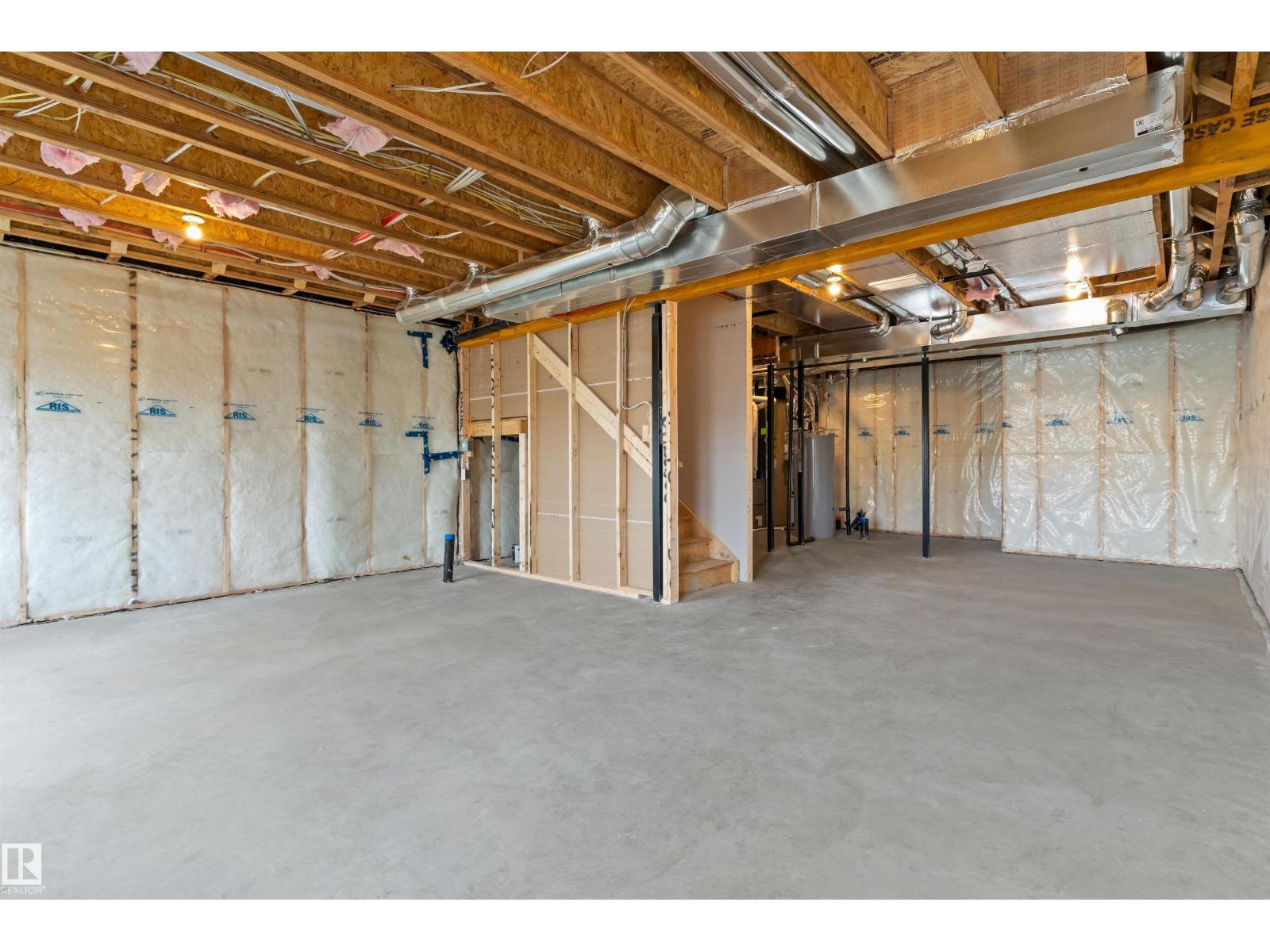 4228 63 St Property Photo 39